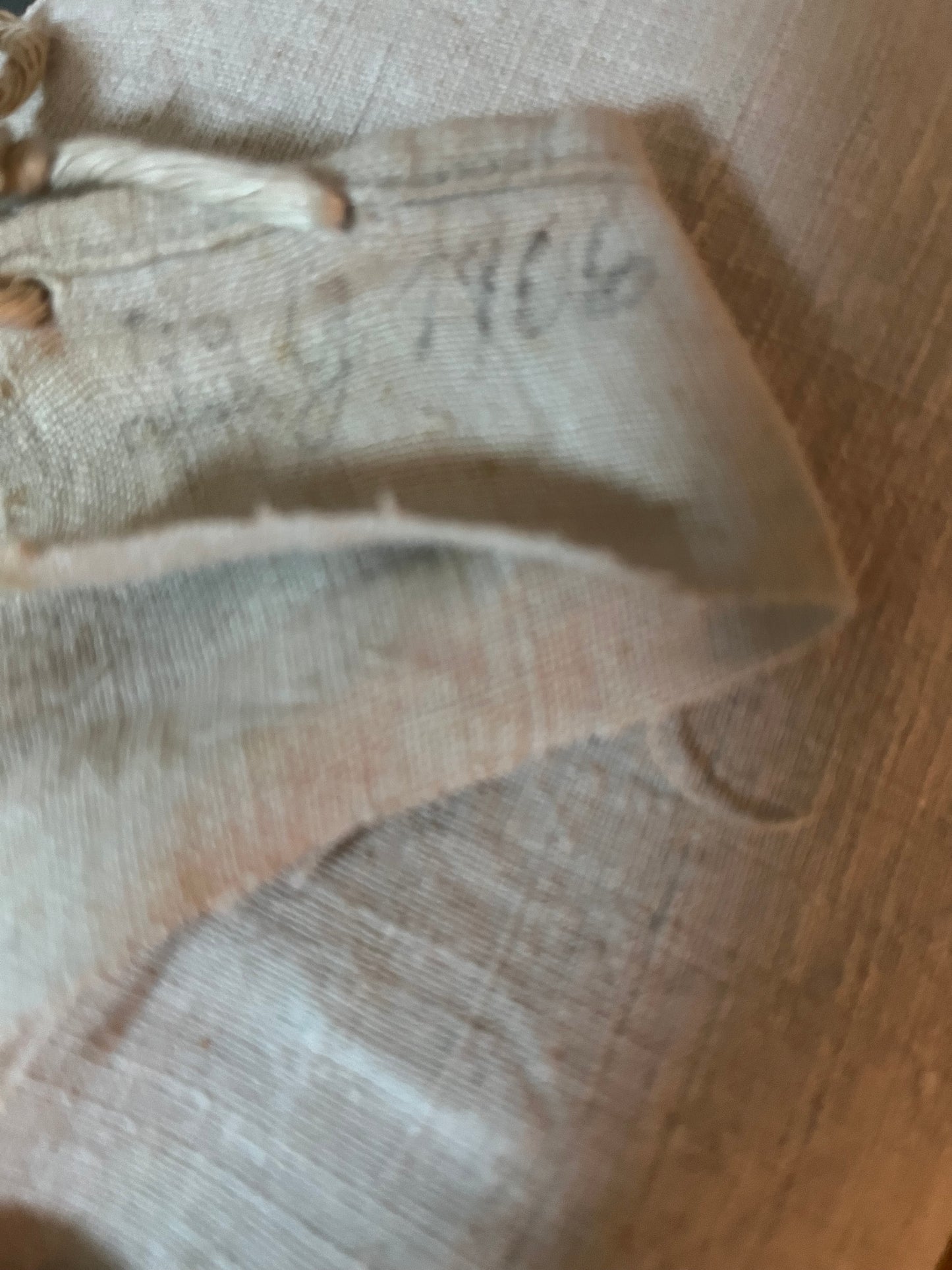 1906 gewebt: 7,1 Meter herrliches, sattes Bauernleinen