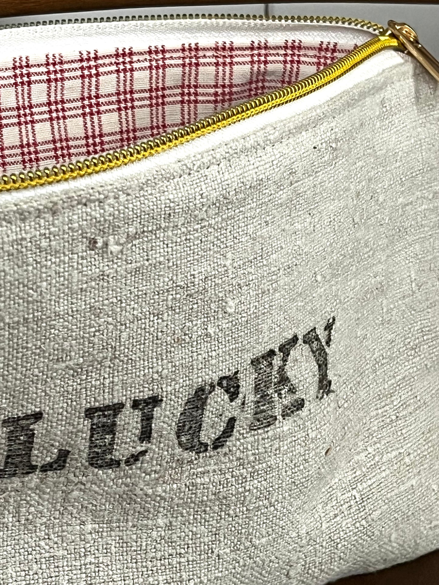 Lucky Bag: Kosmetiktasche aus altem Leinen - kleiner Shopper