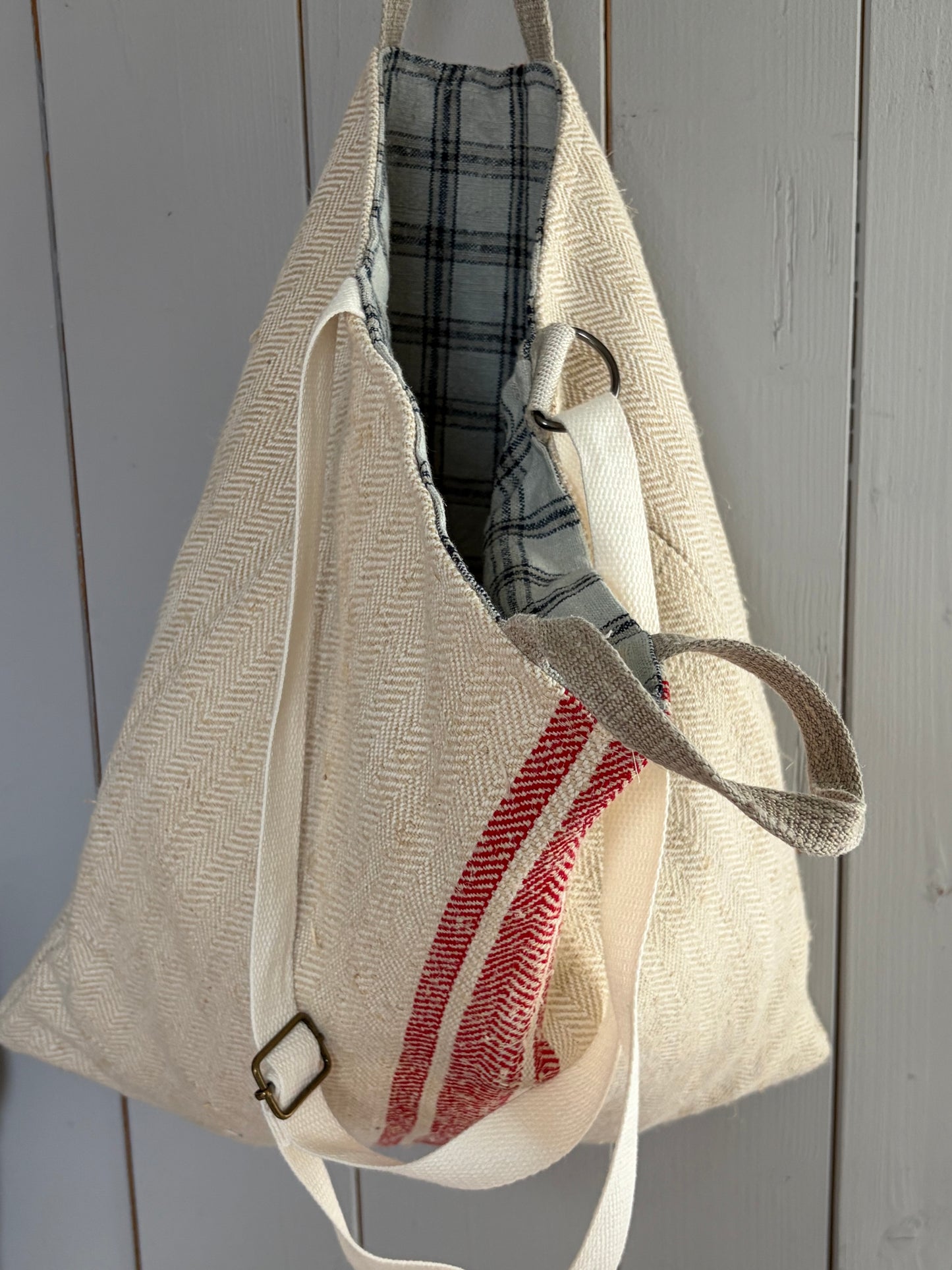 Everyday Tasche aus kräftigem altem Leinensack