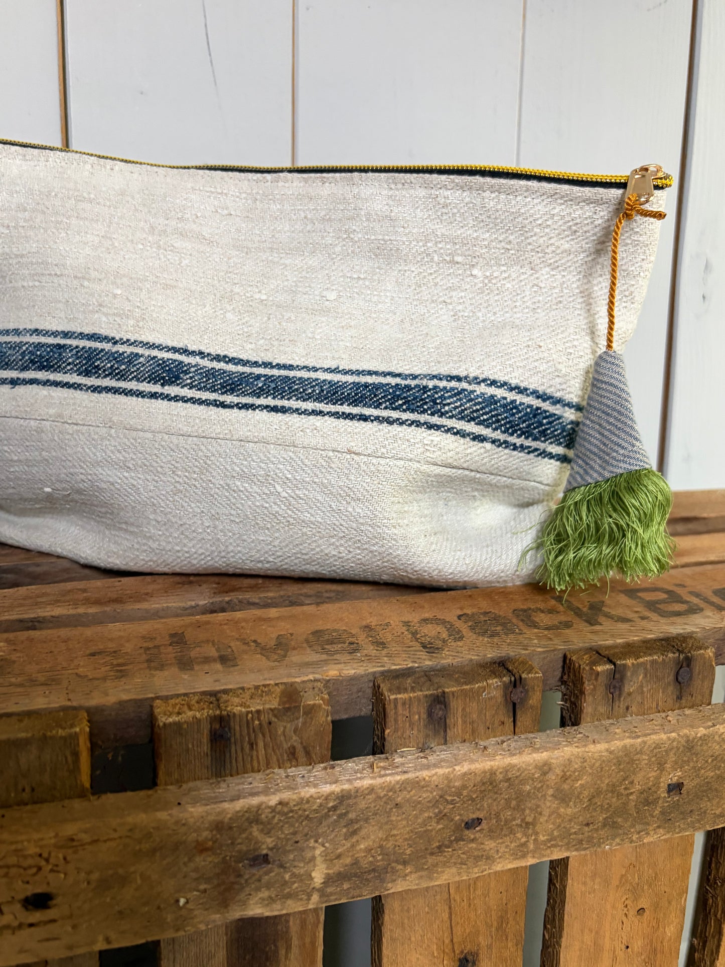 Kleine Handtasche aus altem Leinen - - Kosmetiktasche