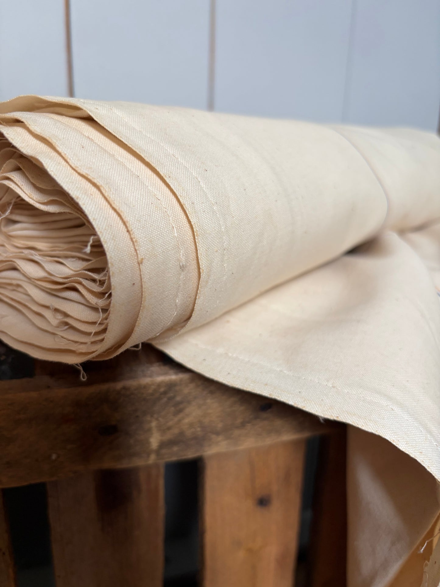 Extra breit: 4,1 x 1,4 Meter feines Halbleinen mit Streifen