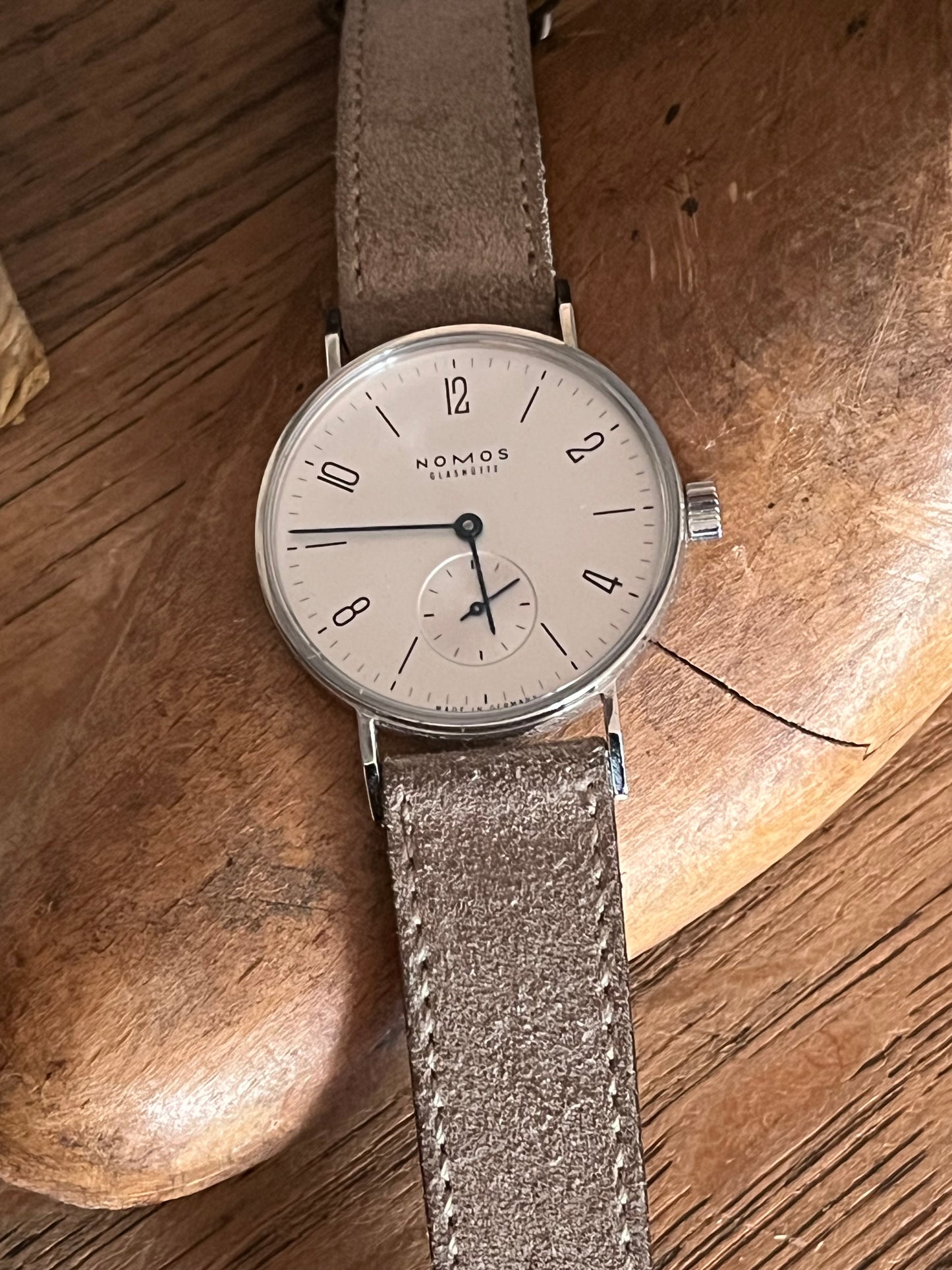 Nomos Glashütte Damenuhe Tangente - neuwertig mit Papieren