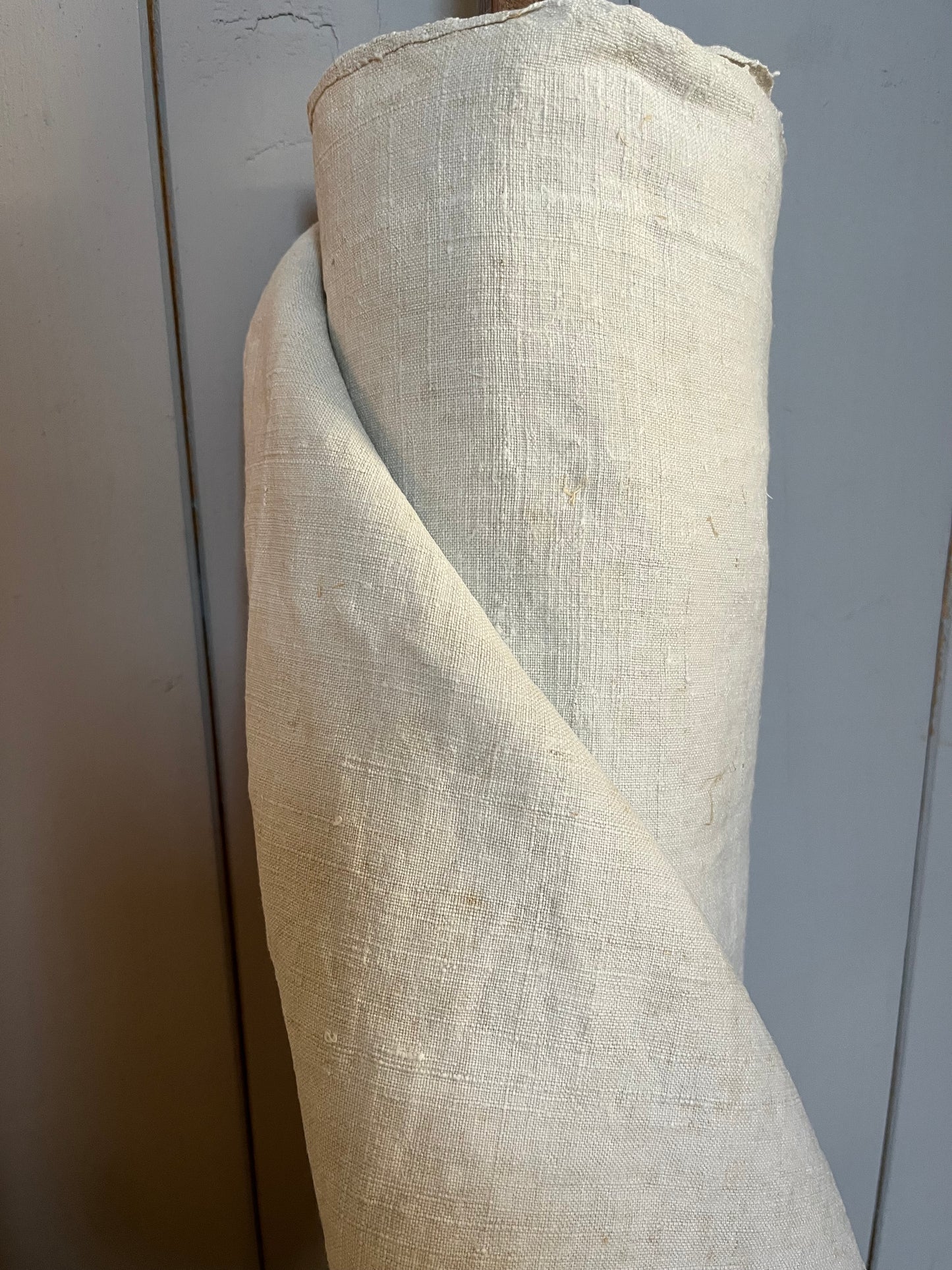 1906 gewebt: 7,1 Meter herrliches, sattes Bauernleinen