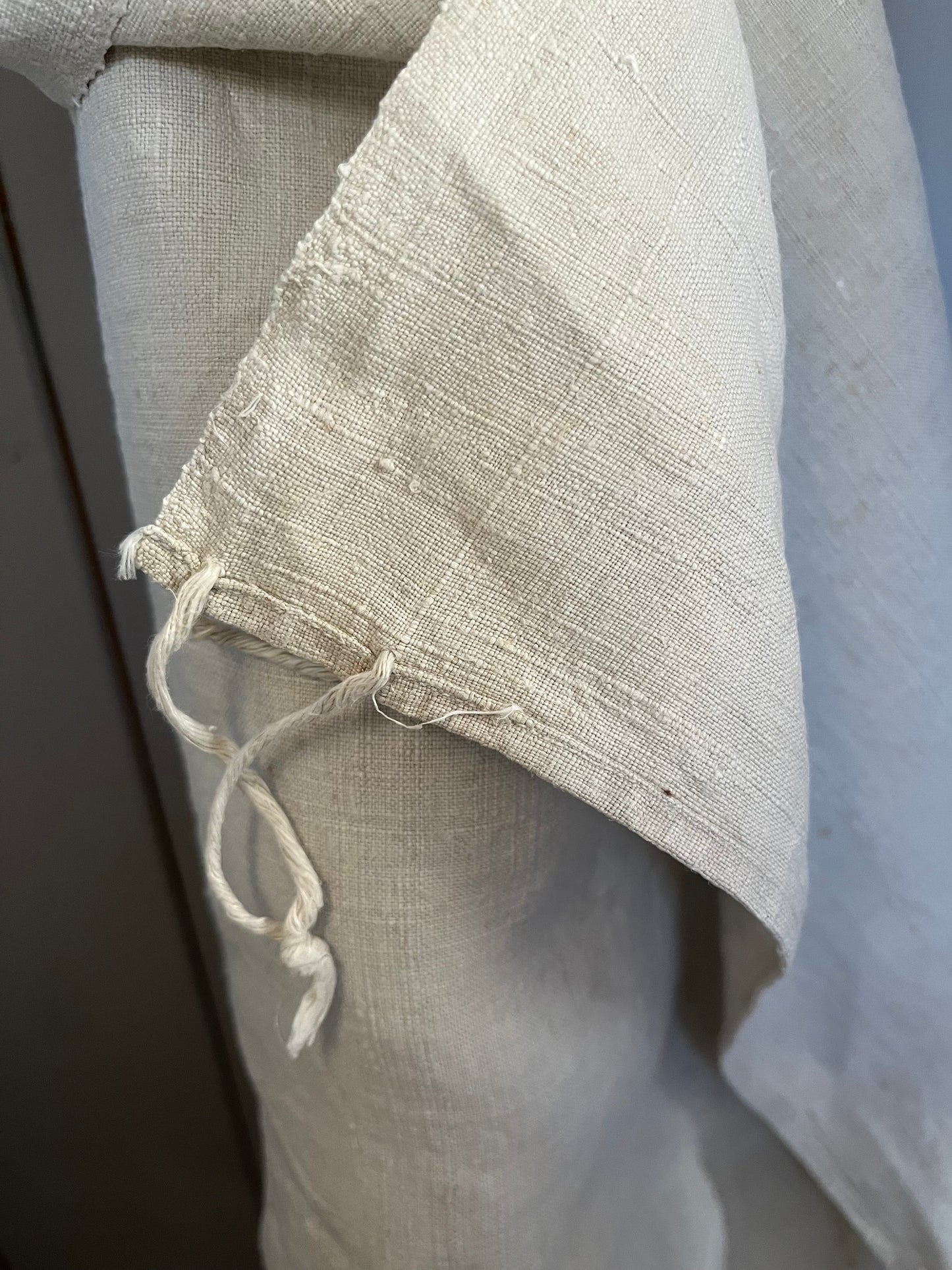 1906 gewebt: 7,1 Meter herrliches, sattes Bauernleinen