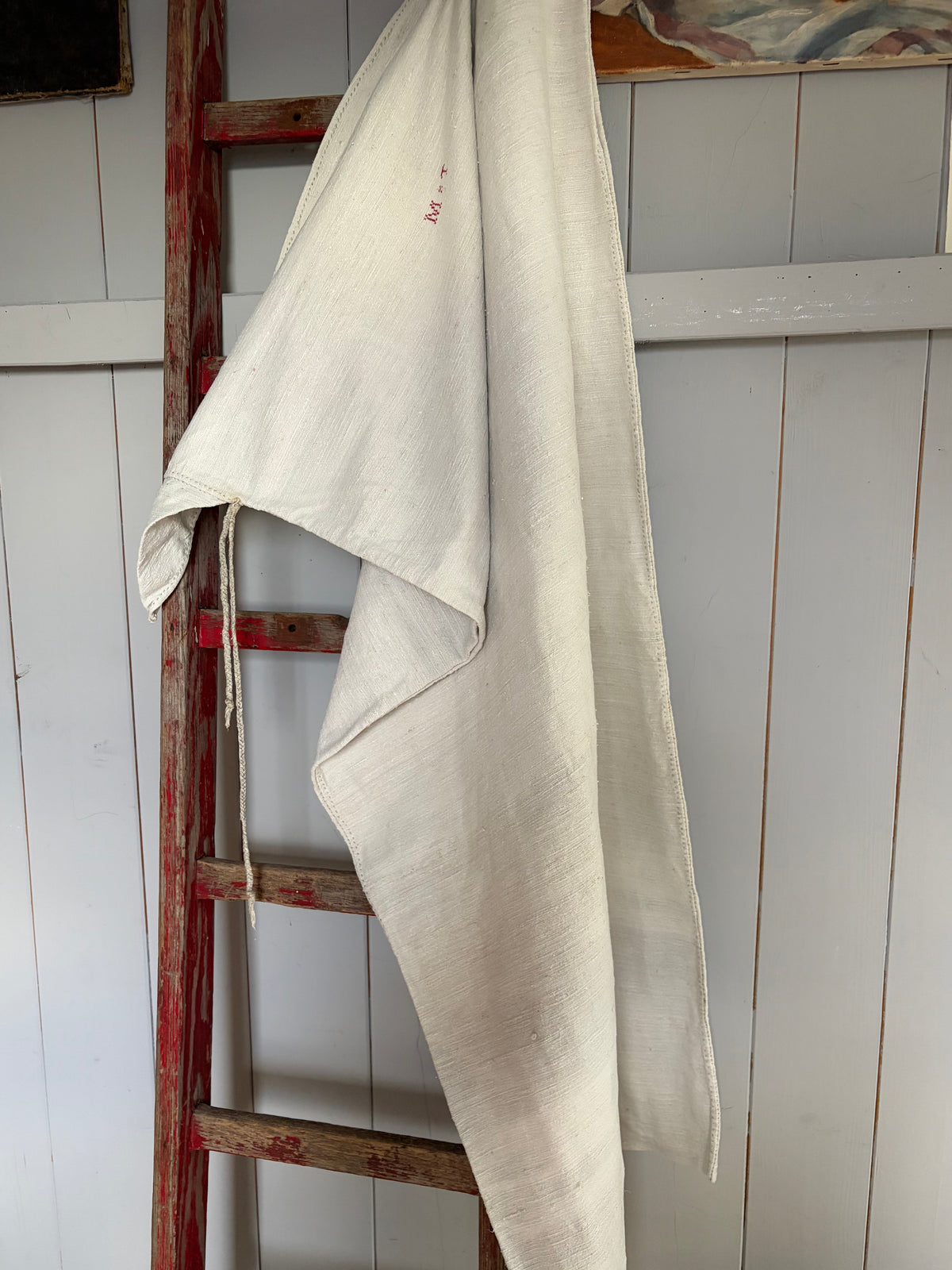 XL Leinensack aus kräftigem Bauernleinen mit kleinem gesticktem Monogramm