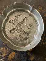 Laden Sie das Bild in den Galerie-Viewer, Seltene Kupferform mit Wildvogel in top Zustand

