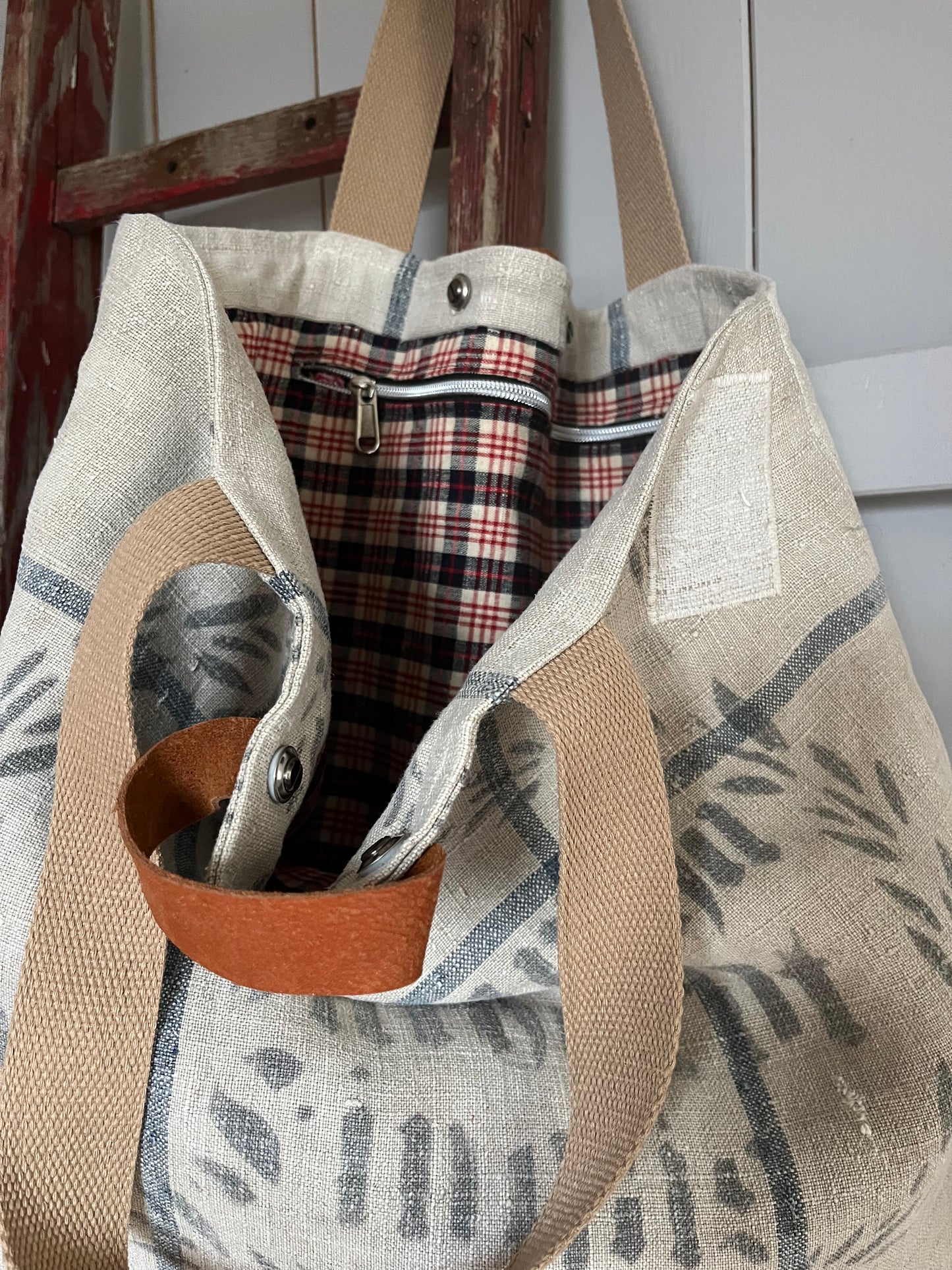 1901: Große Tasche Shopper mit Streifen aus Kornsack