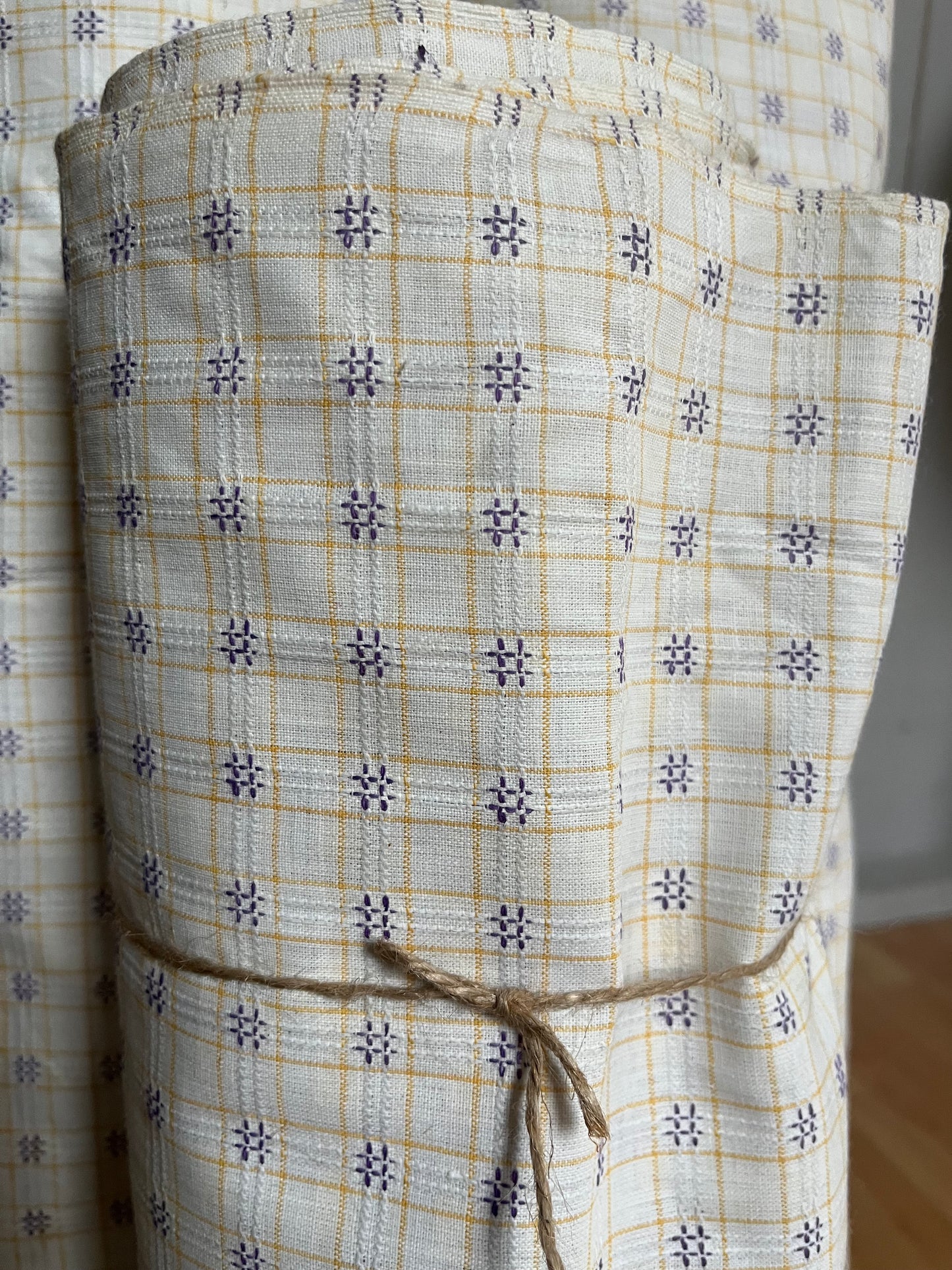 Seltenes Leinen aus den 1930er Jahren: 4 x 1,6 Meter