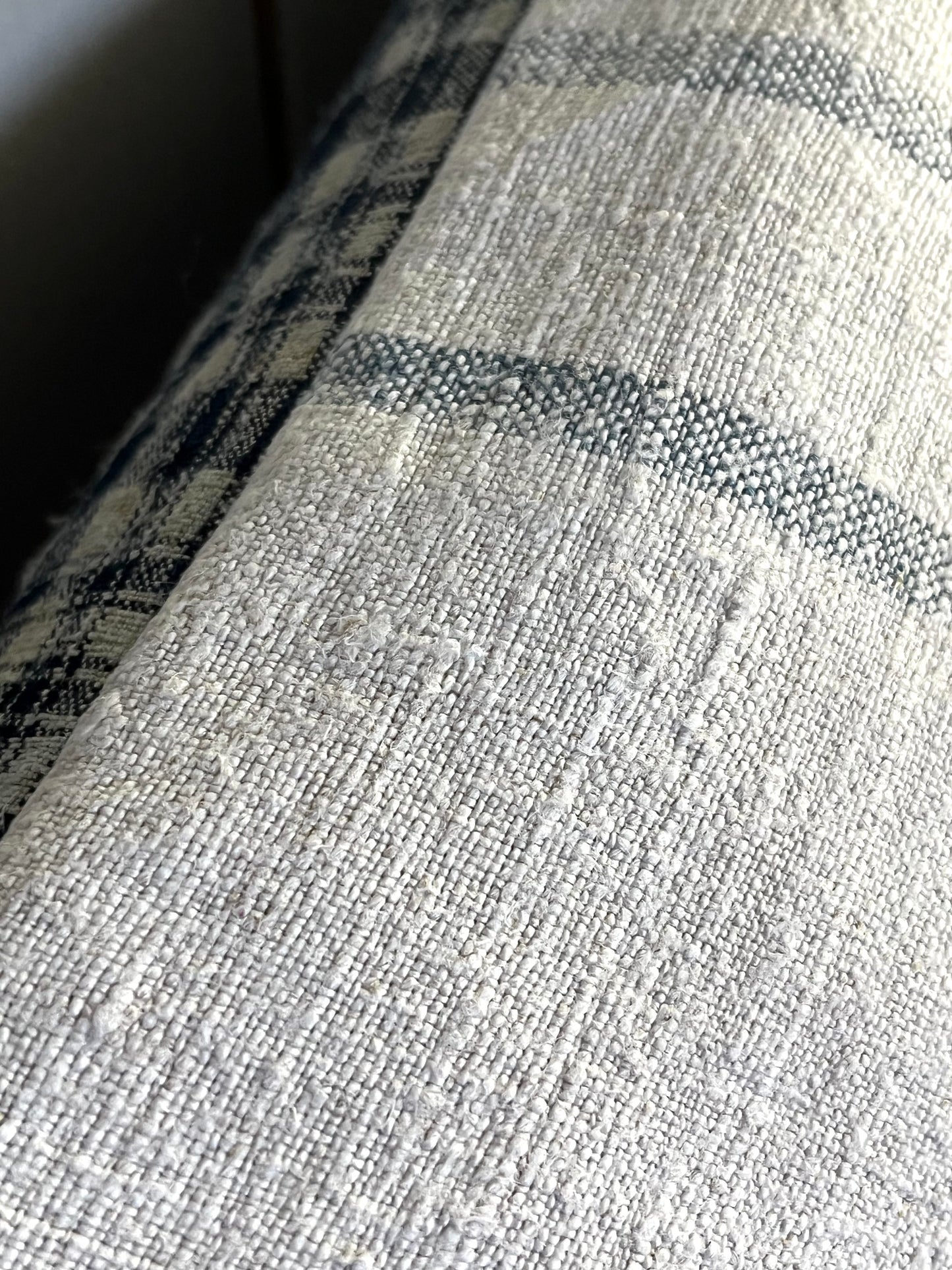 Very vintage Kissen aus altem Leinensack 40 x 40
