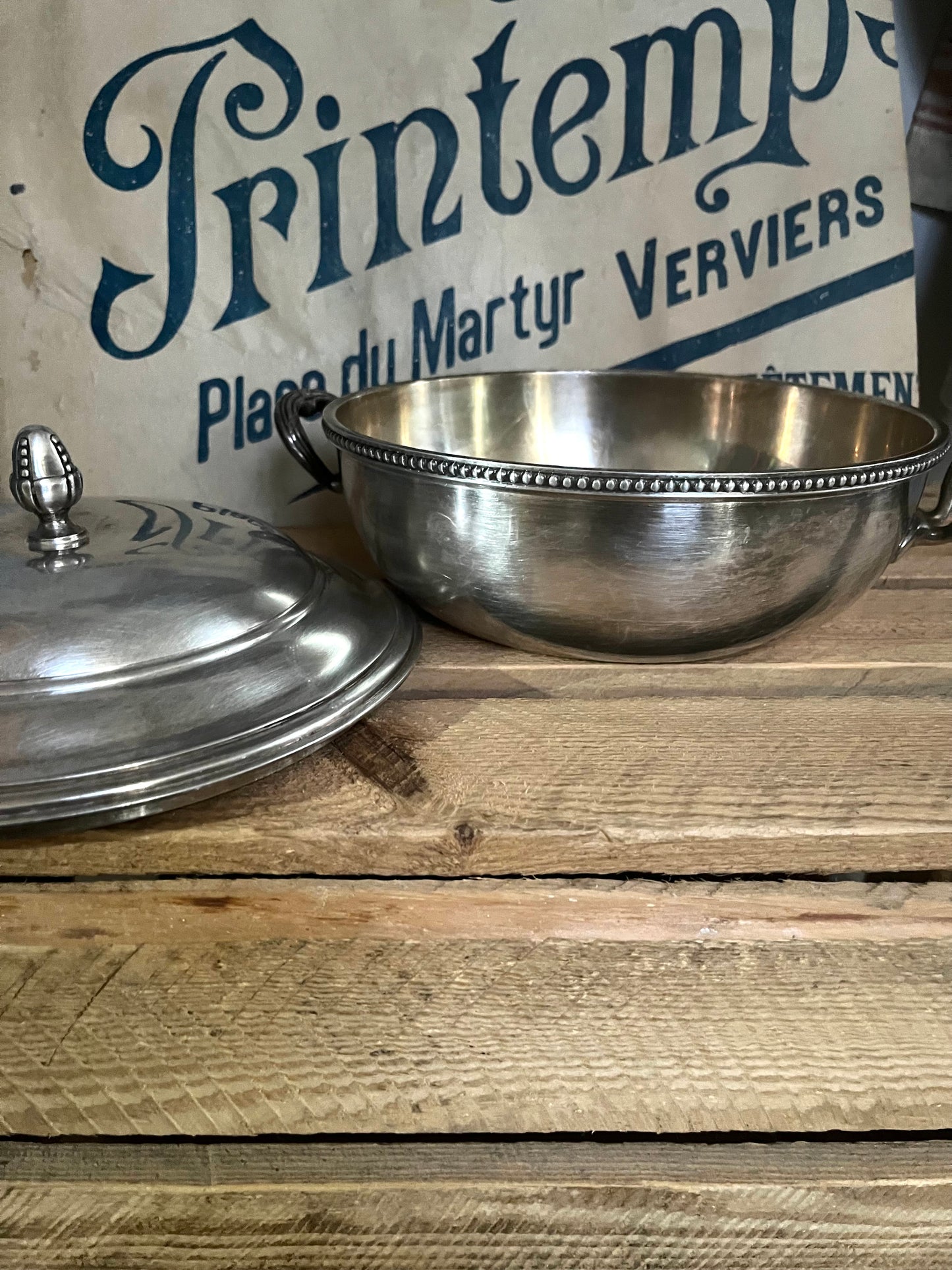 Alte ehrwürdige Terrine, Hotelsilber mit Deckel - 1,4 Kilo