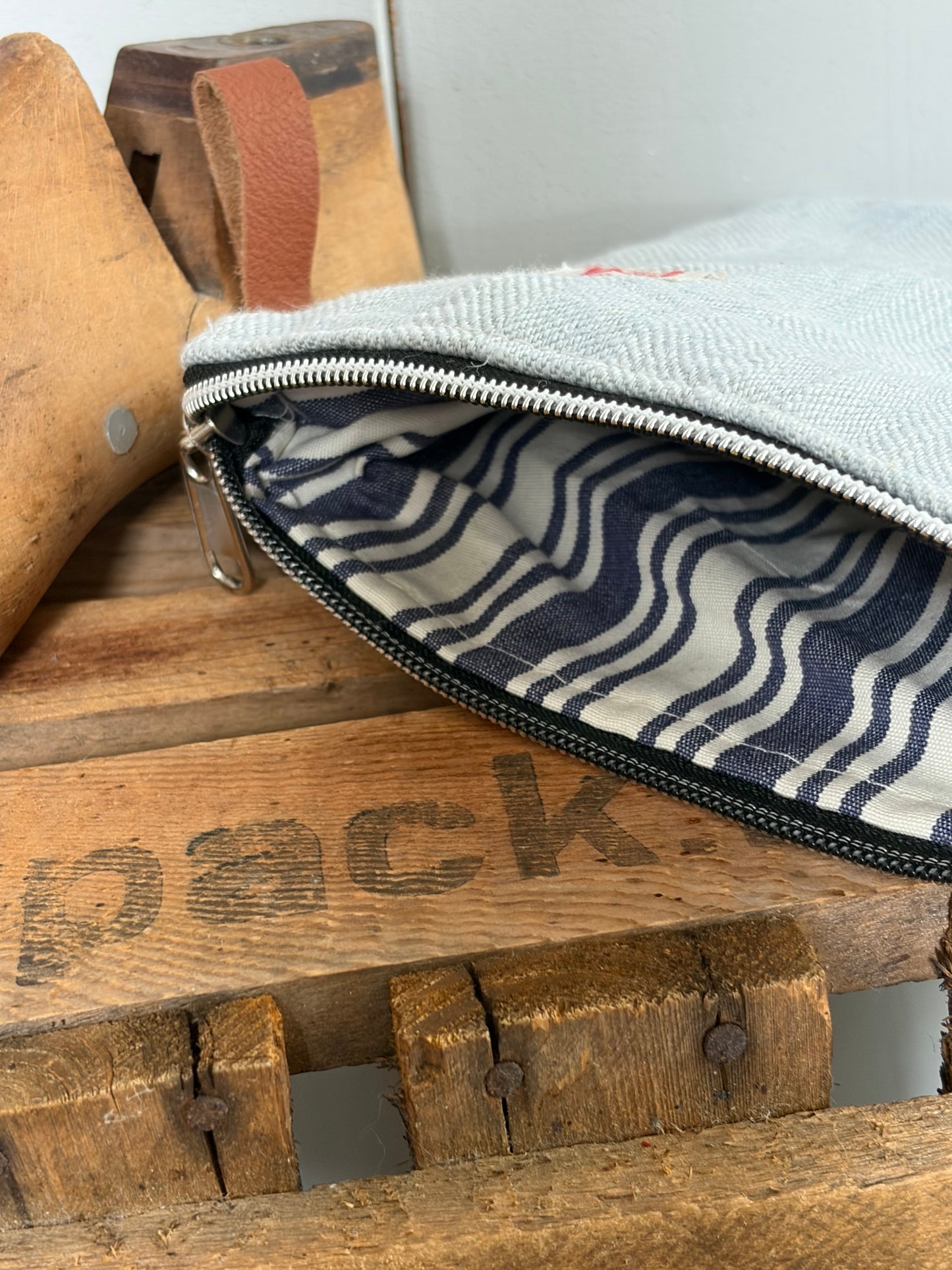 Kosmetiktasche aus altem Leinen - kleiner Shopper