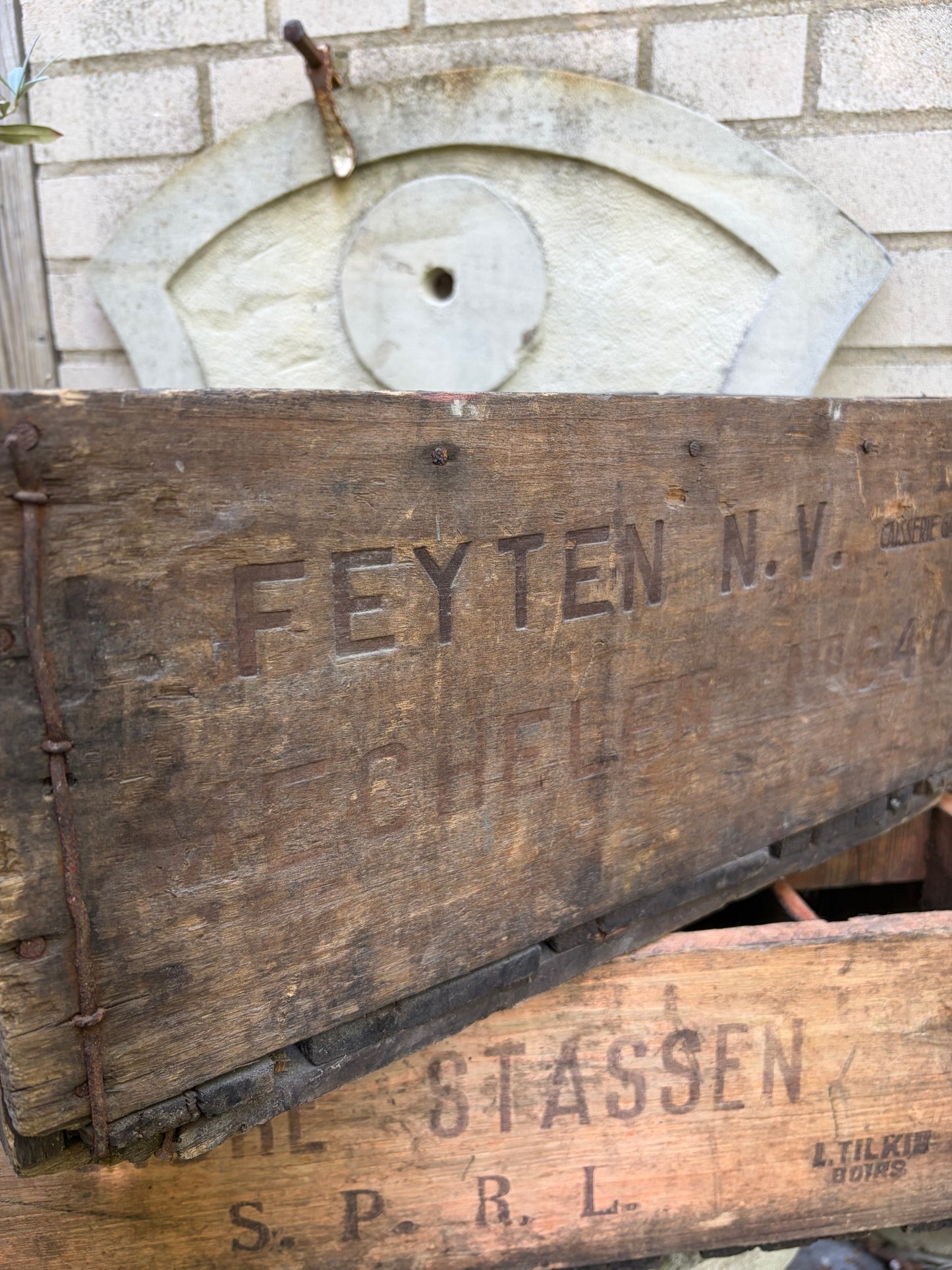 XL - Alte und schwere belgische Flaschenkiste Holz