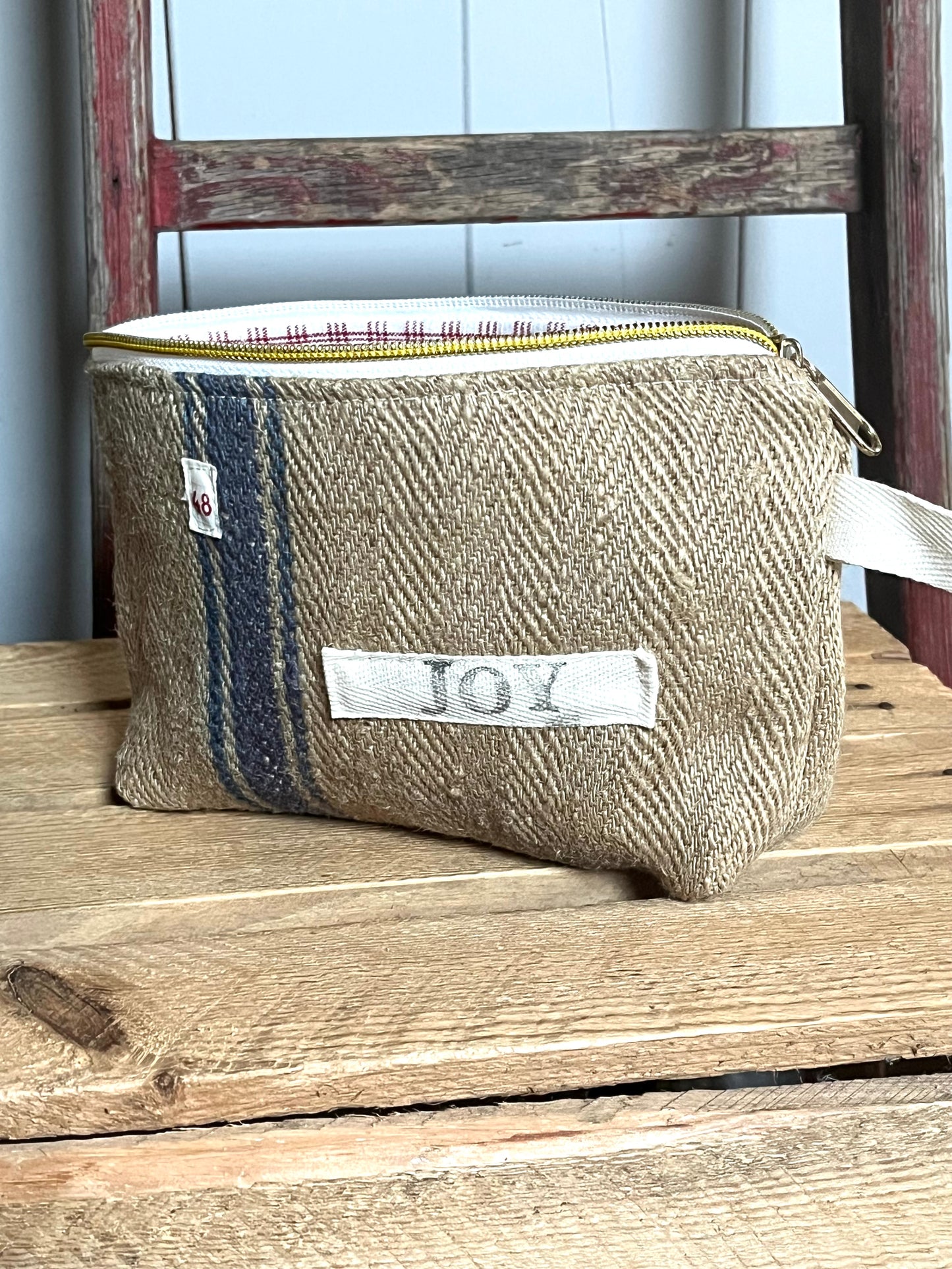 Kosmetiktasche aus altem Leinen - kleiner Shopper