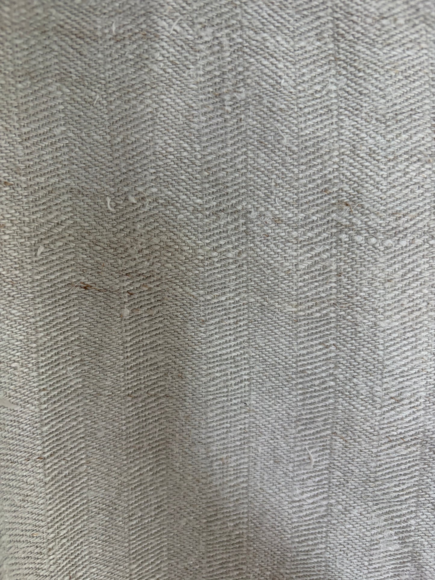 Top XXL Tuch mit Grätenmuster und Monogramm 125 x 43