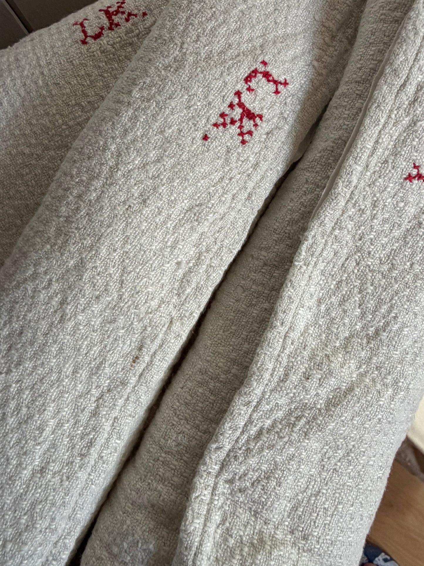 XL Klassiker Leinen Tuch mit Waffelmuster und Monogramm