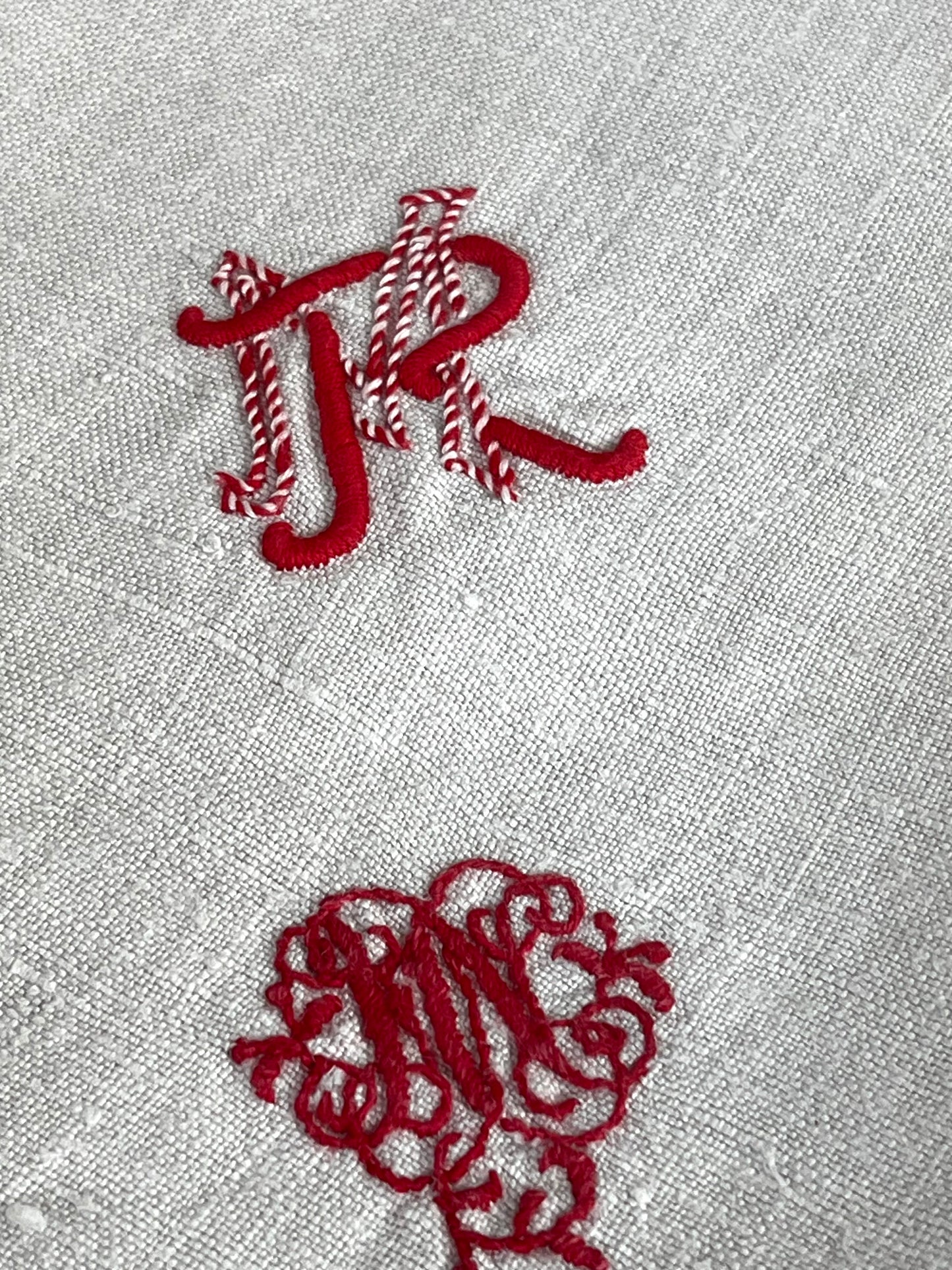 Schweres und bildschönes Leinentuch Laken mit Monogramm 210 x 165