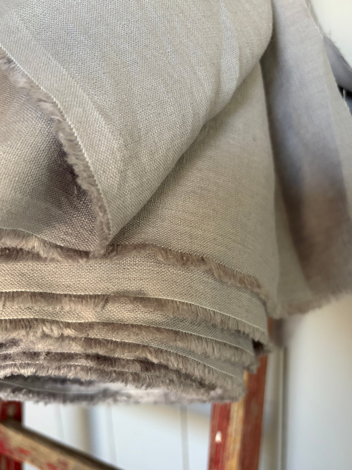 Washed Leinen in zart Grau 7 x 145