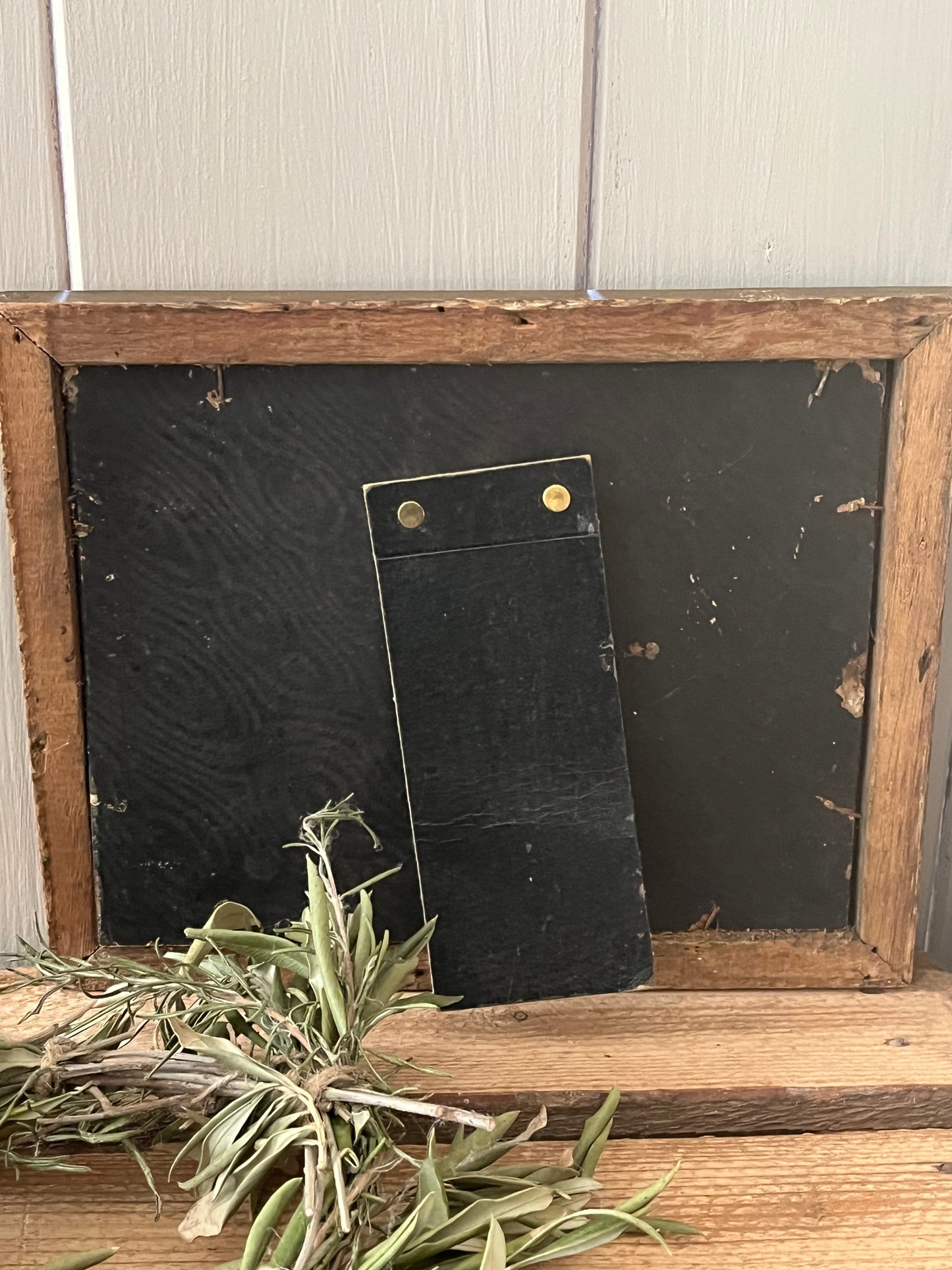 Alte Fotografie in original altem Stuckrahmen mit Glas aus Belgien