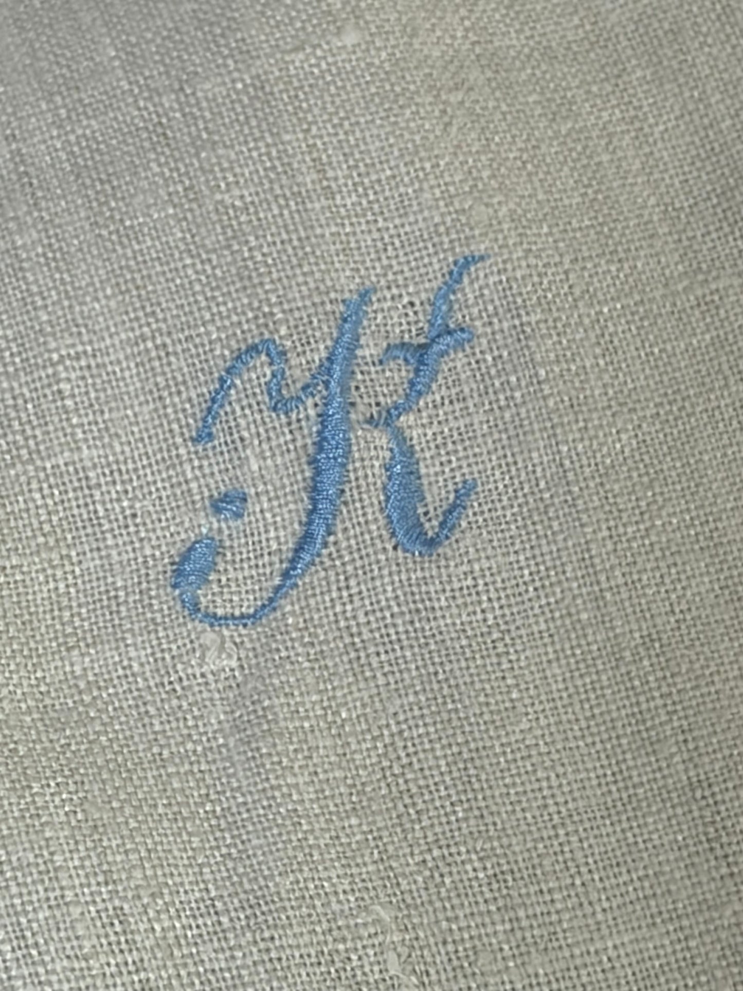 Kissenbezug washed Leinen mit Monogramm K