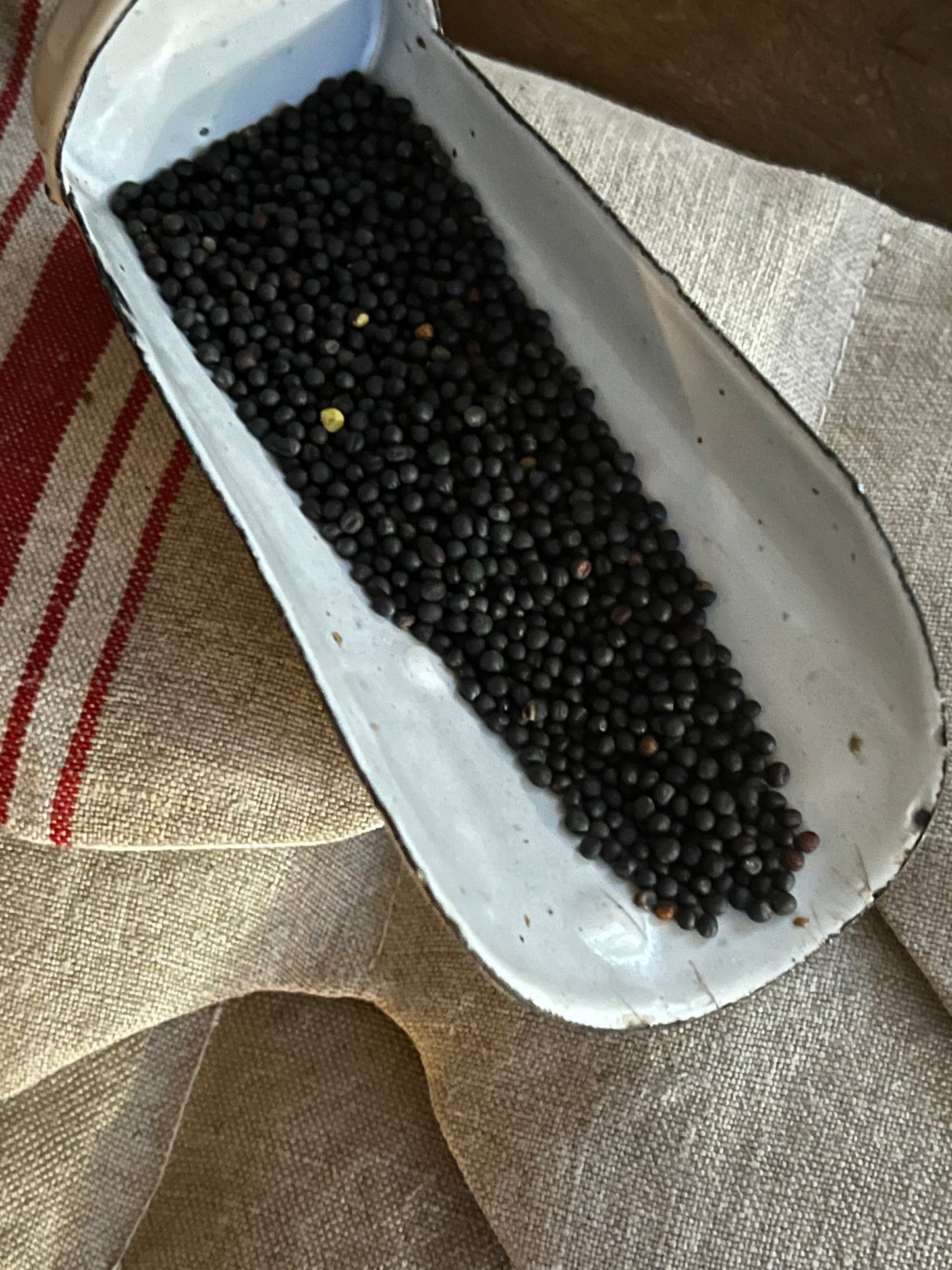 Kühlende Augenmaske bei Migräne oder müden Augen