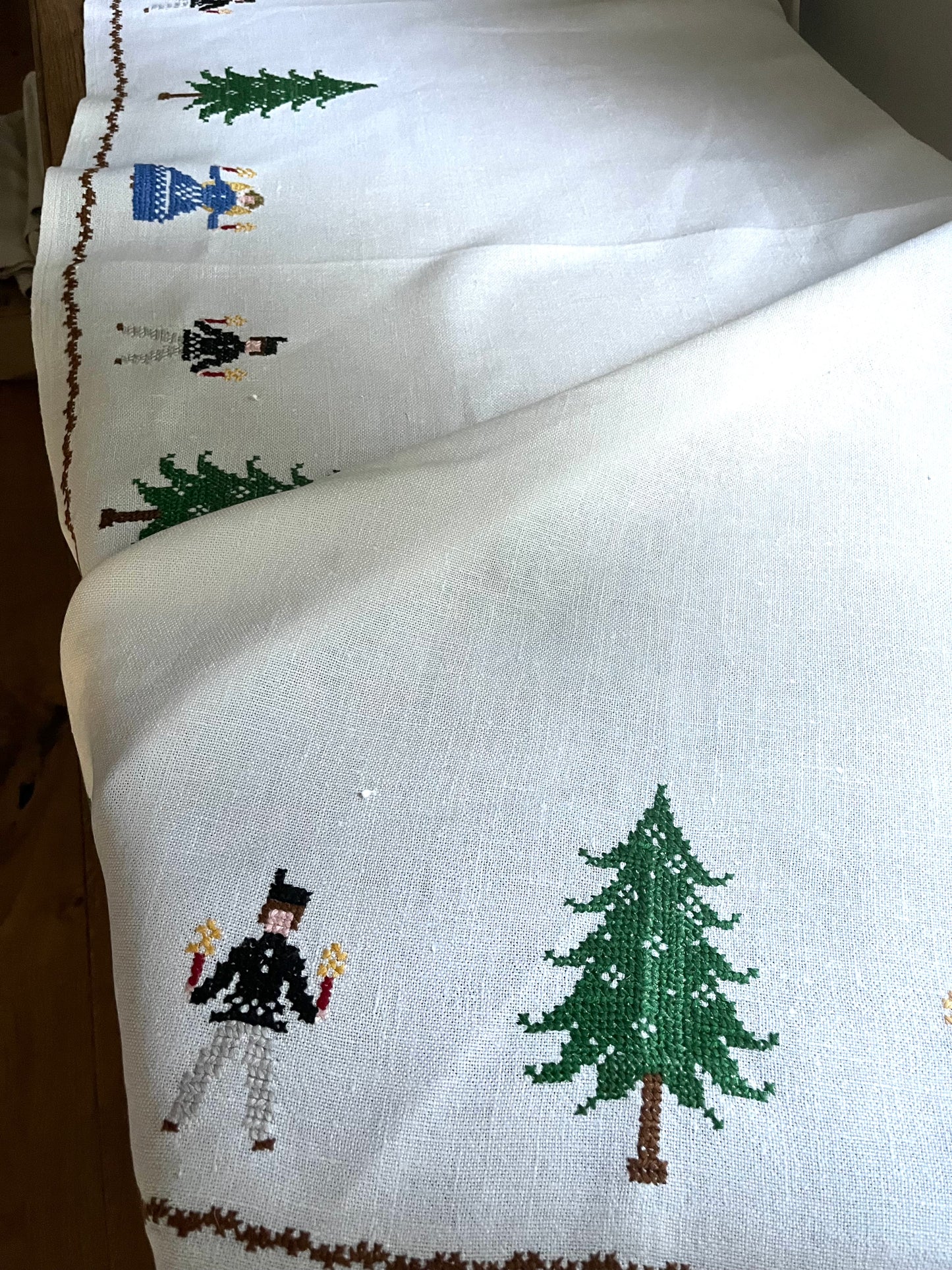 Bauernleinen Decke Weihnachten handbestickt