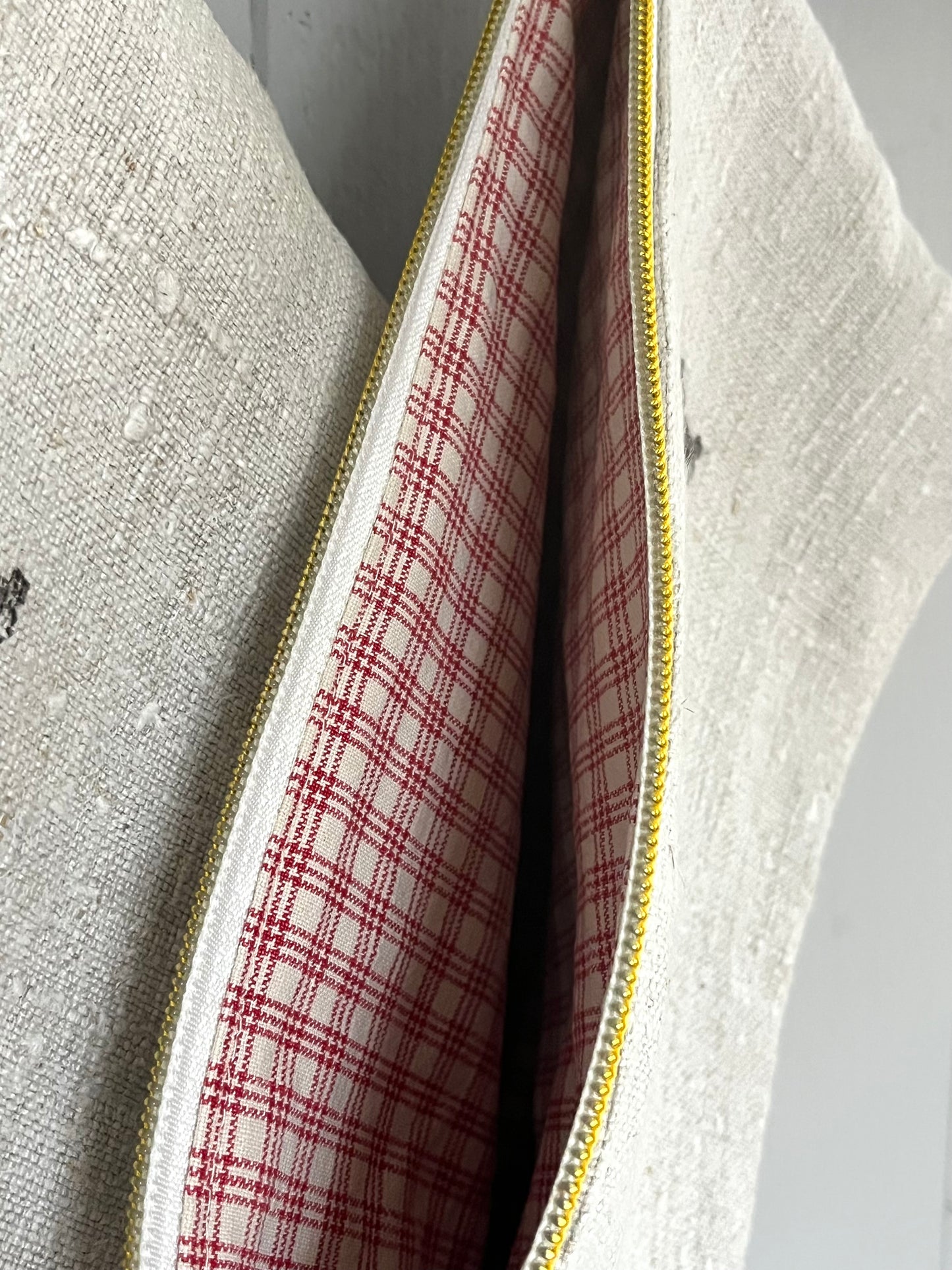 Lucky Bag: Kosmetiktasche aus altem Leinen - kleiner Shopper