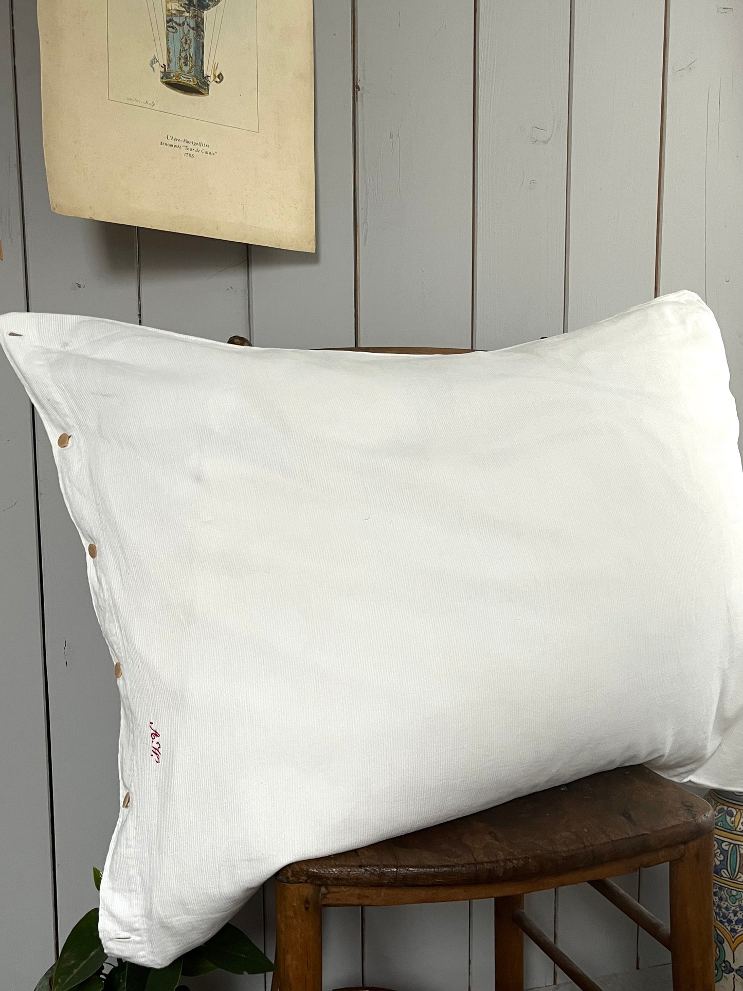 Großes Kissen Weiß mit Monogramm