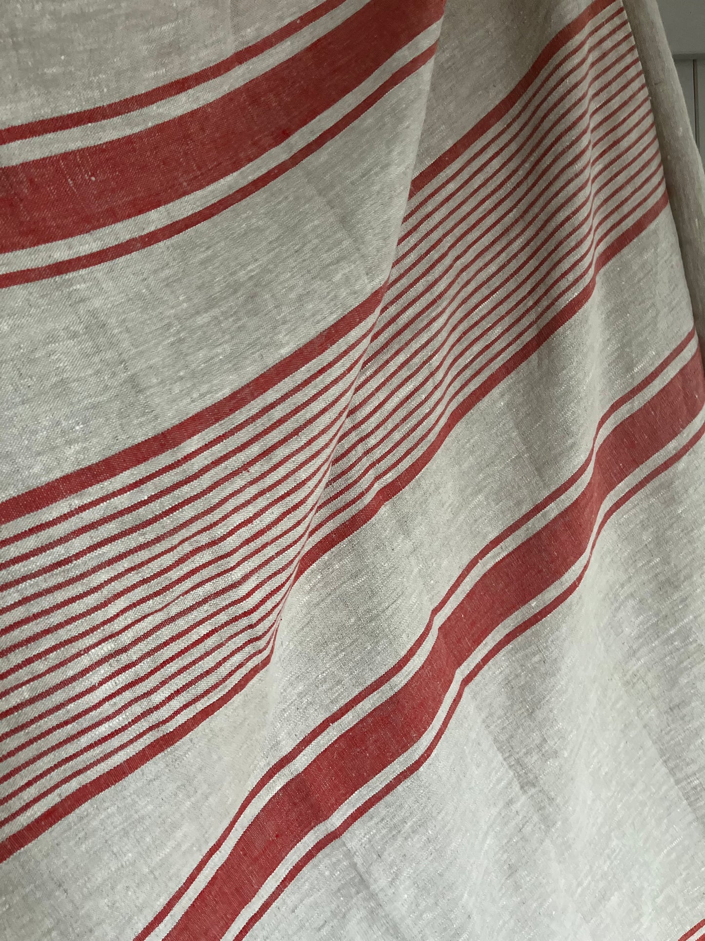 XL Leinen Decke, Überwurf aus schwerem Leinen mit roten Streifen 180 x 155