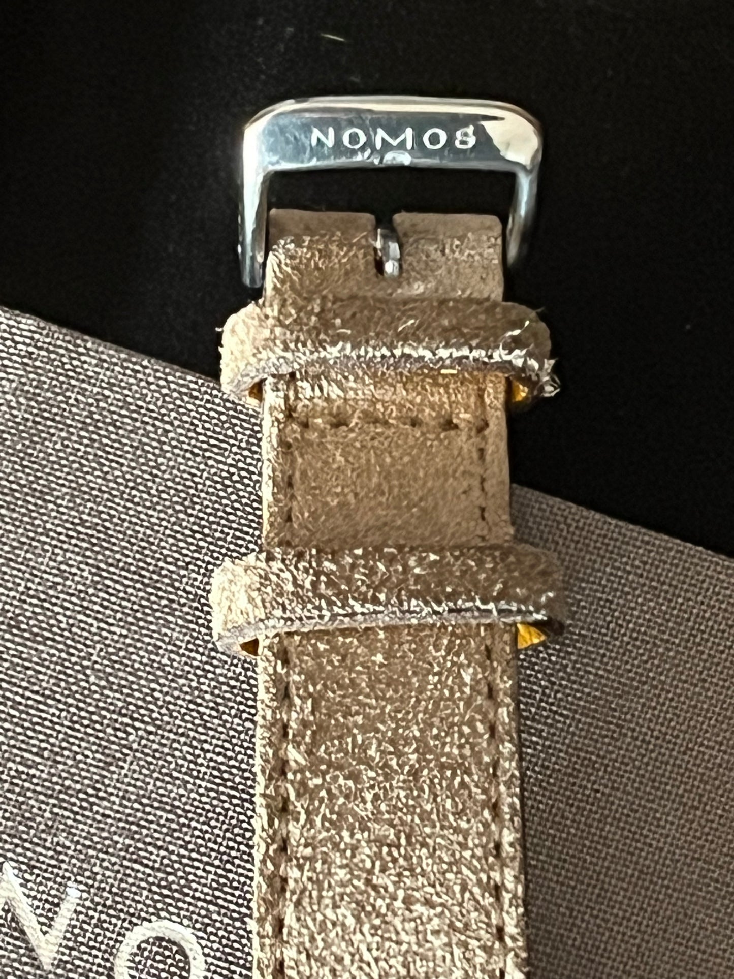 Nomos Glashütte Damenuhe Tangente - neuwertig mit Papieren