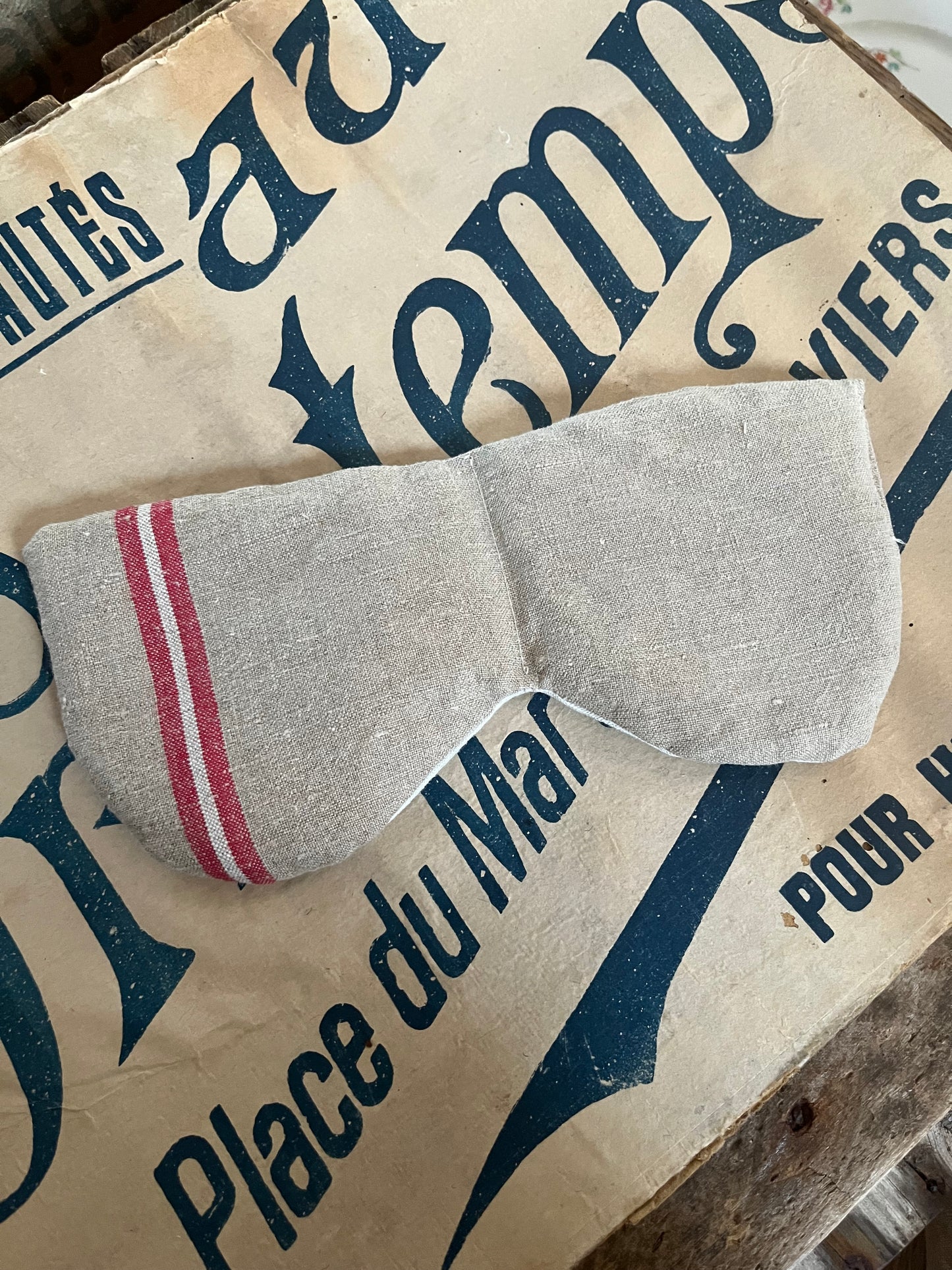 Kühlende Leinen-Augenmaske bei Migräne oder müden Augen