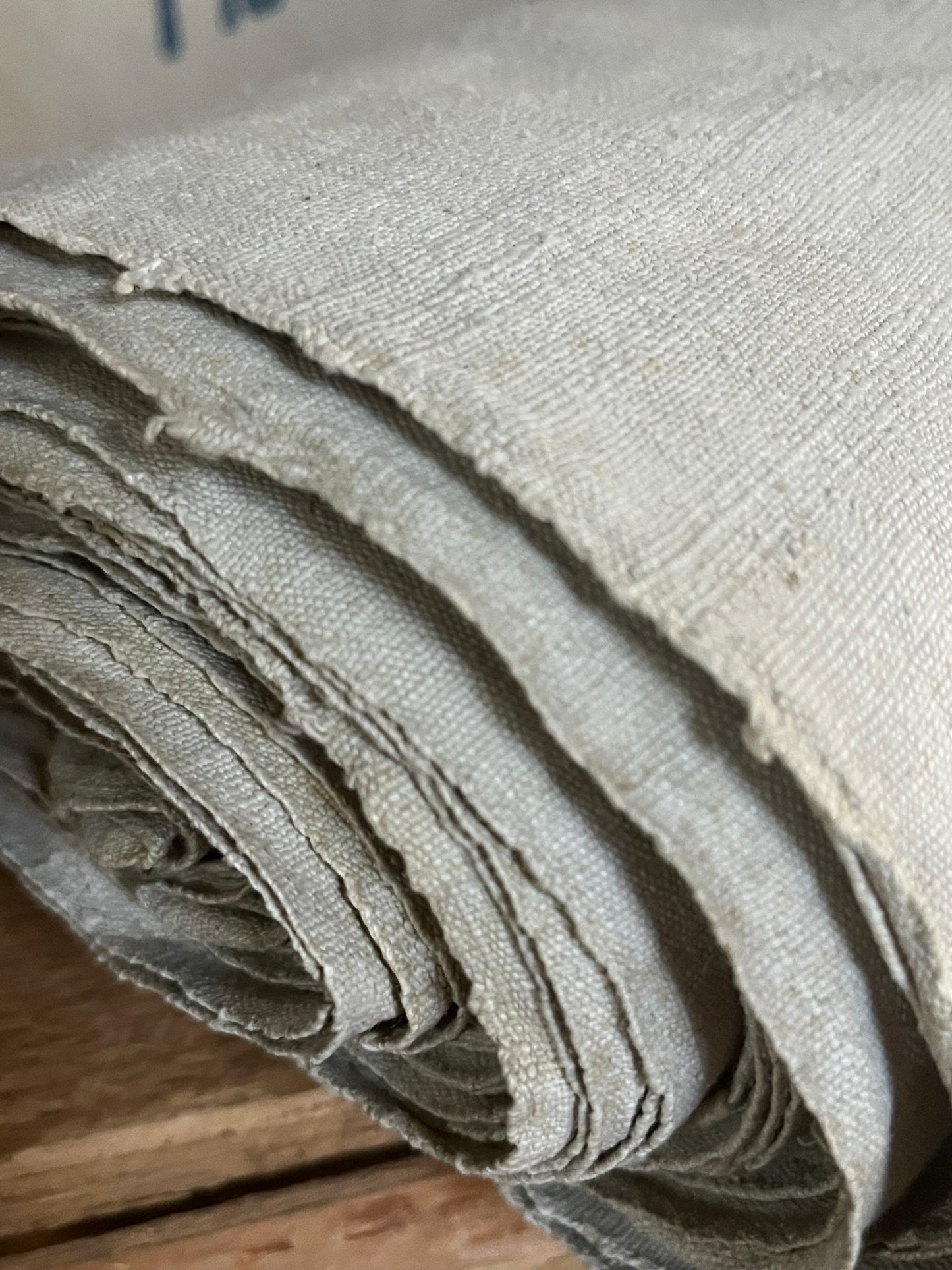 Original verschnürt: 8 Meter schweres Leinen 1940er Jahre - 2,4 Kilo