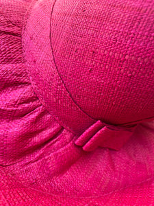 Pretty in Pink - Designer Hut aus Belgien