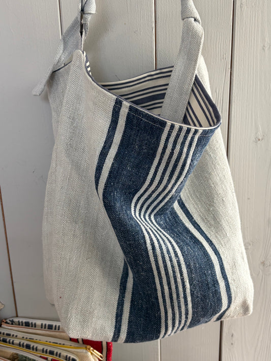 Everyday Tasche aus kräftigem altem Leinensack