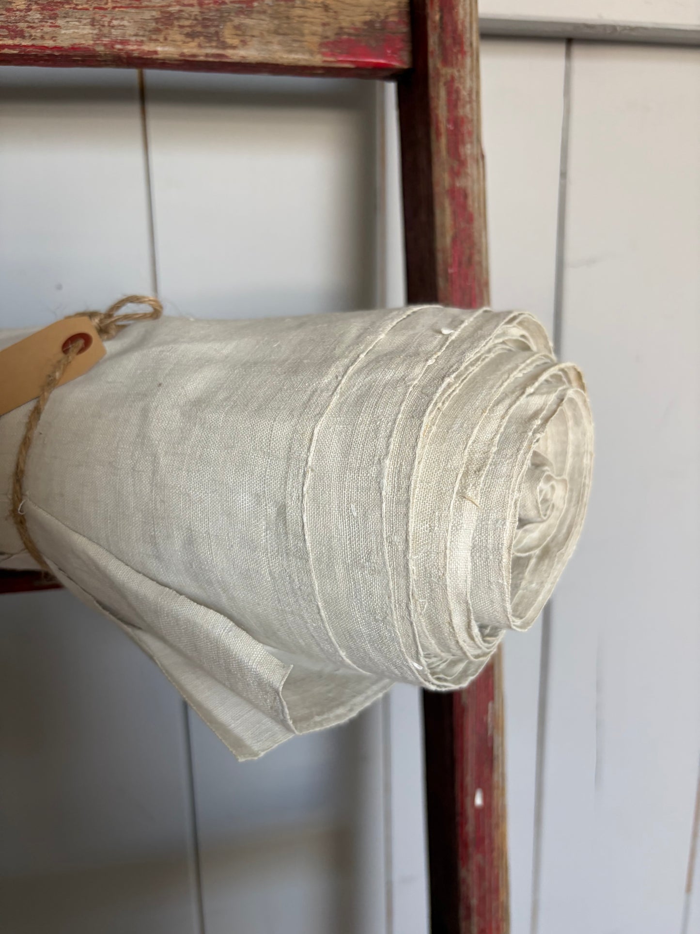 9,8 Meter sehr feines, sehr altes Leinen um Ende 1800: handgewebt und sauber 1,4 Kilo