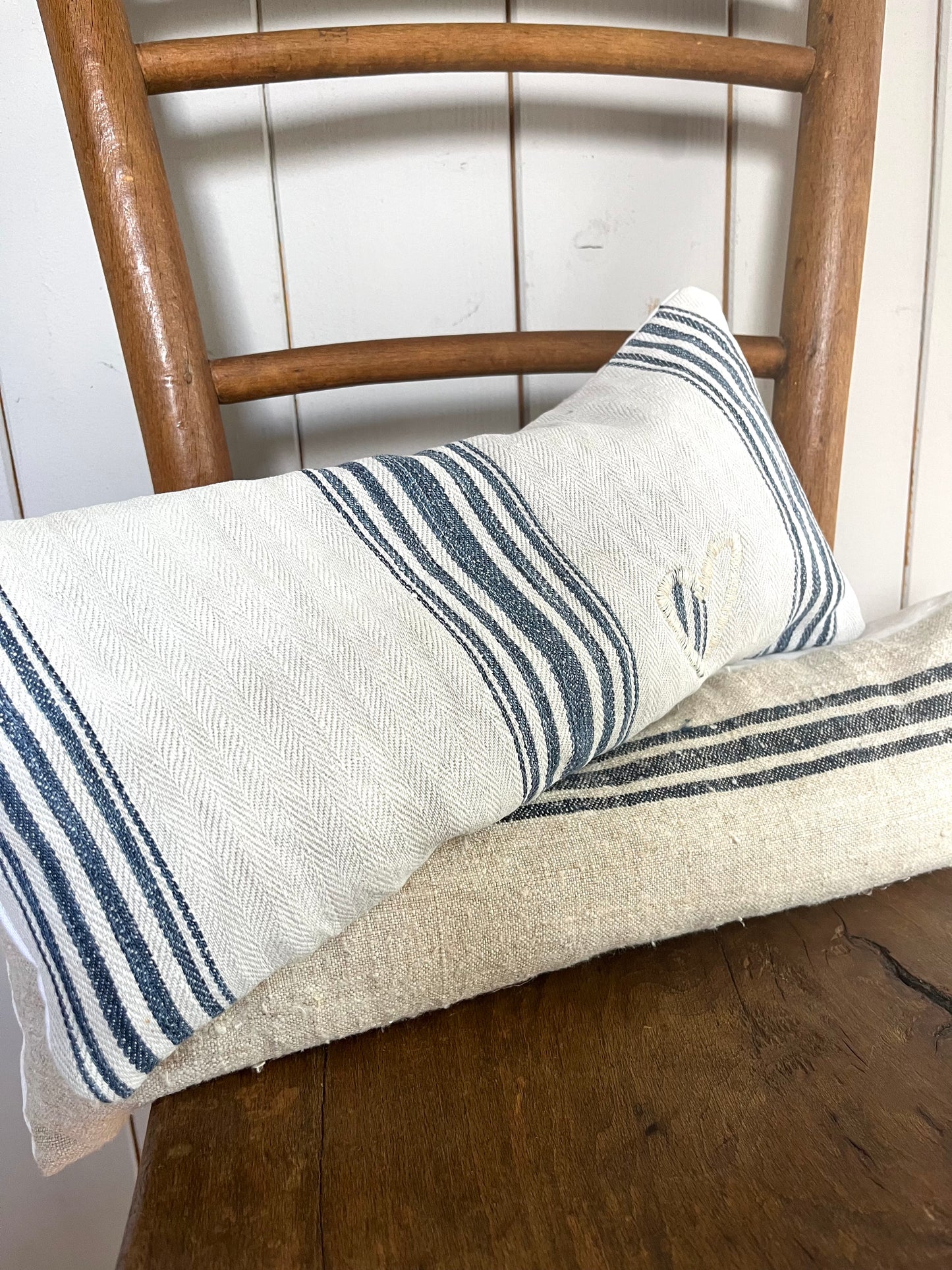 Dinkelkissen für den Nacken: Vintage Kissen aus altem Leinensack 40 x 20