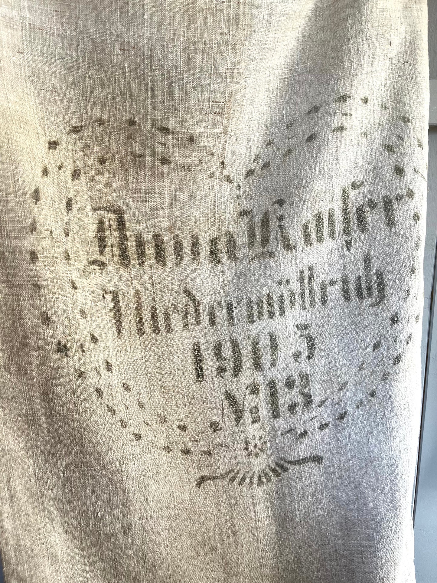 1905: extra großer Leinensack mit herzförmigem original Aufdruck 128 x 60