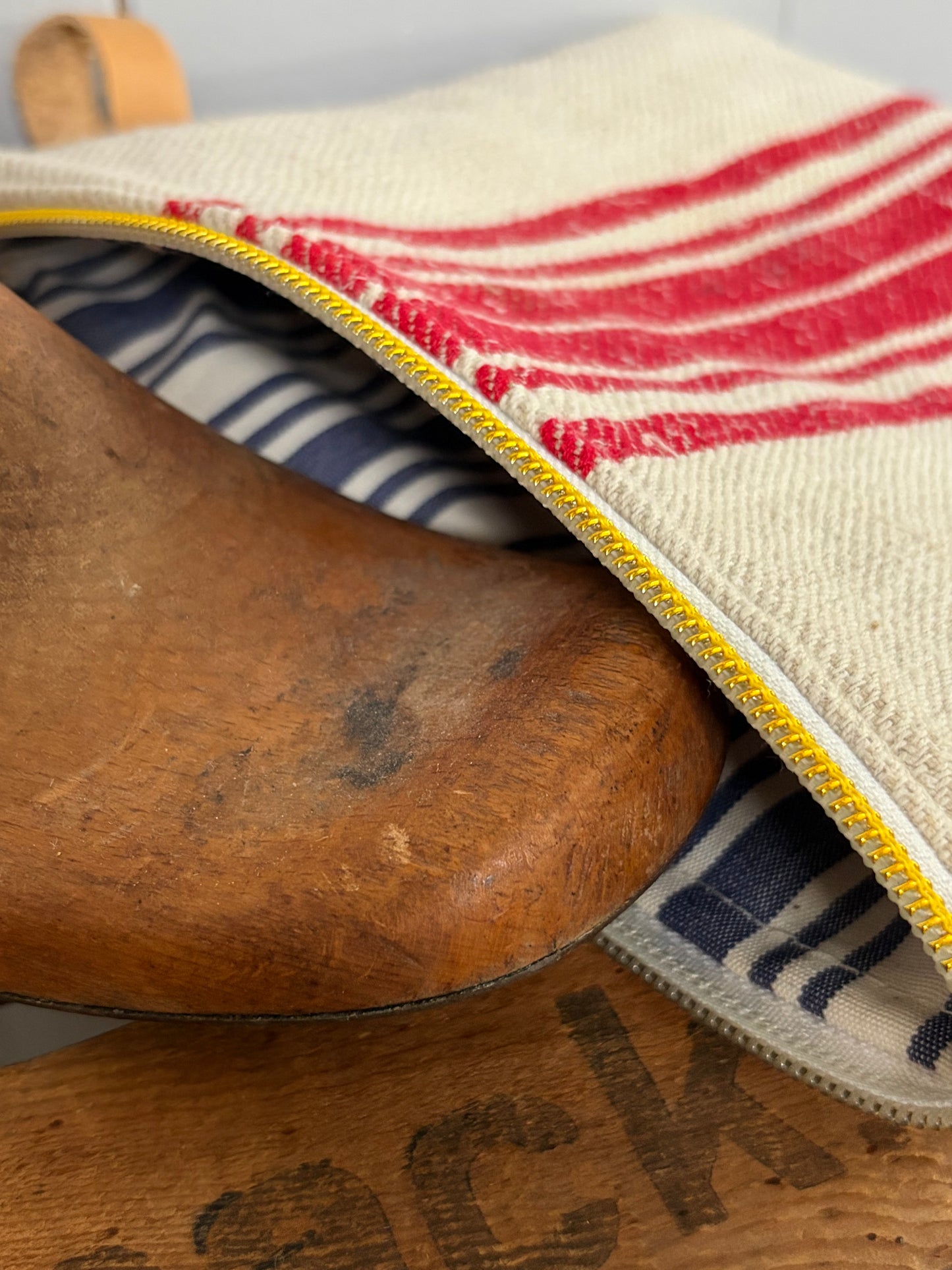 Kosmetiktasche aus altem Leinen - kleiner Shopper