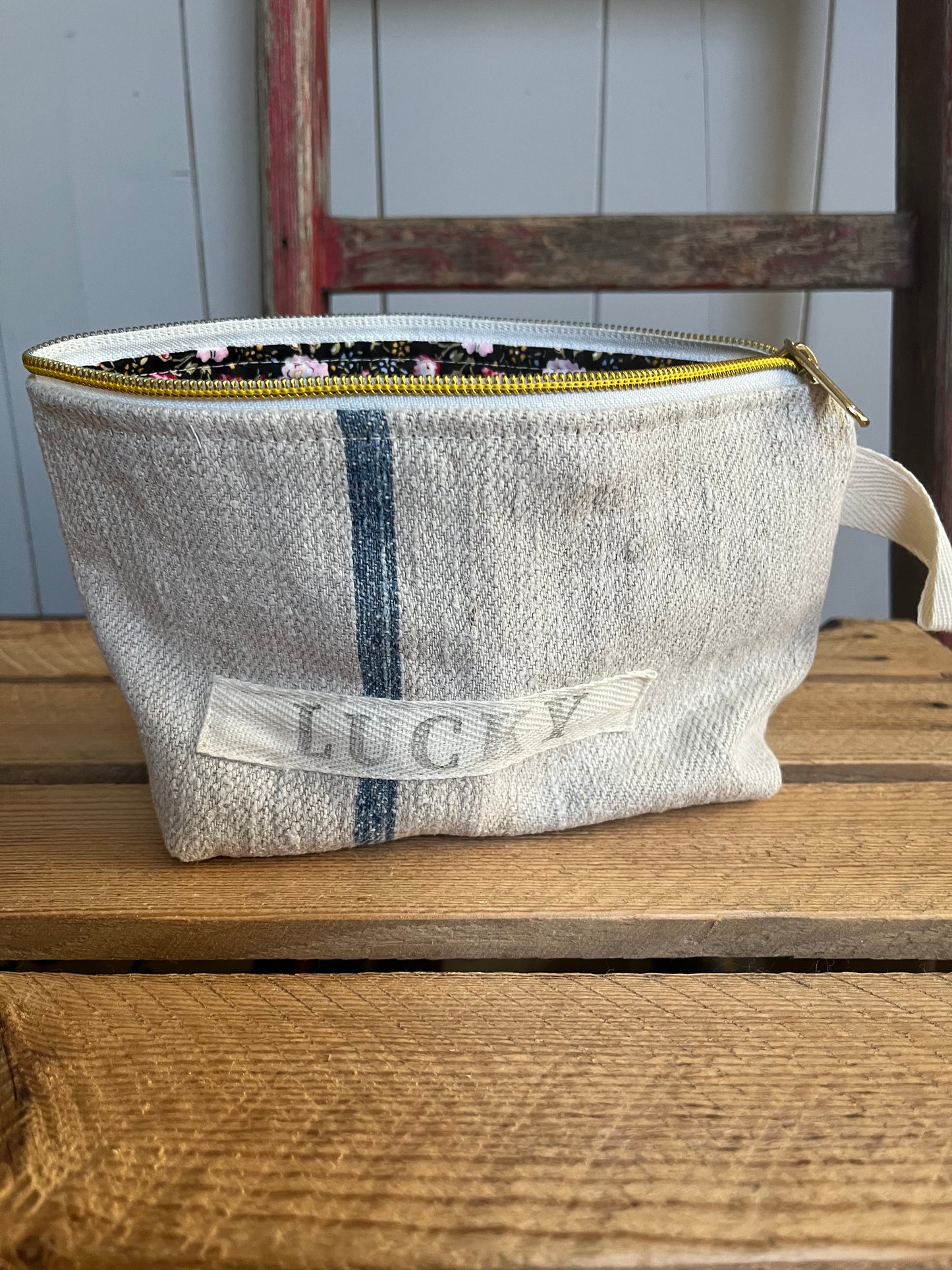 Kosmetiktasche aus altem Leinen - kleiner Shopper