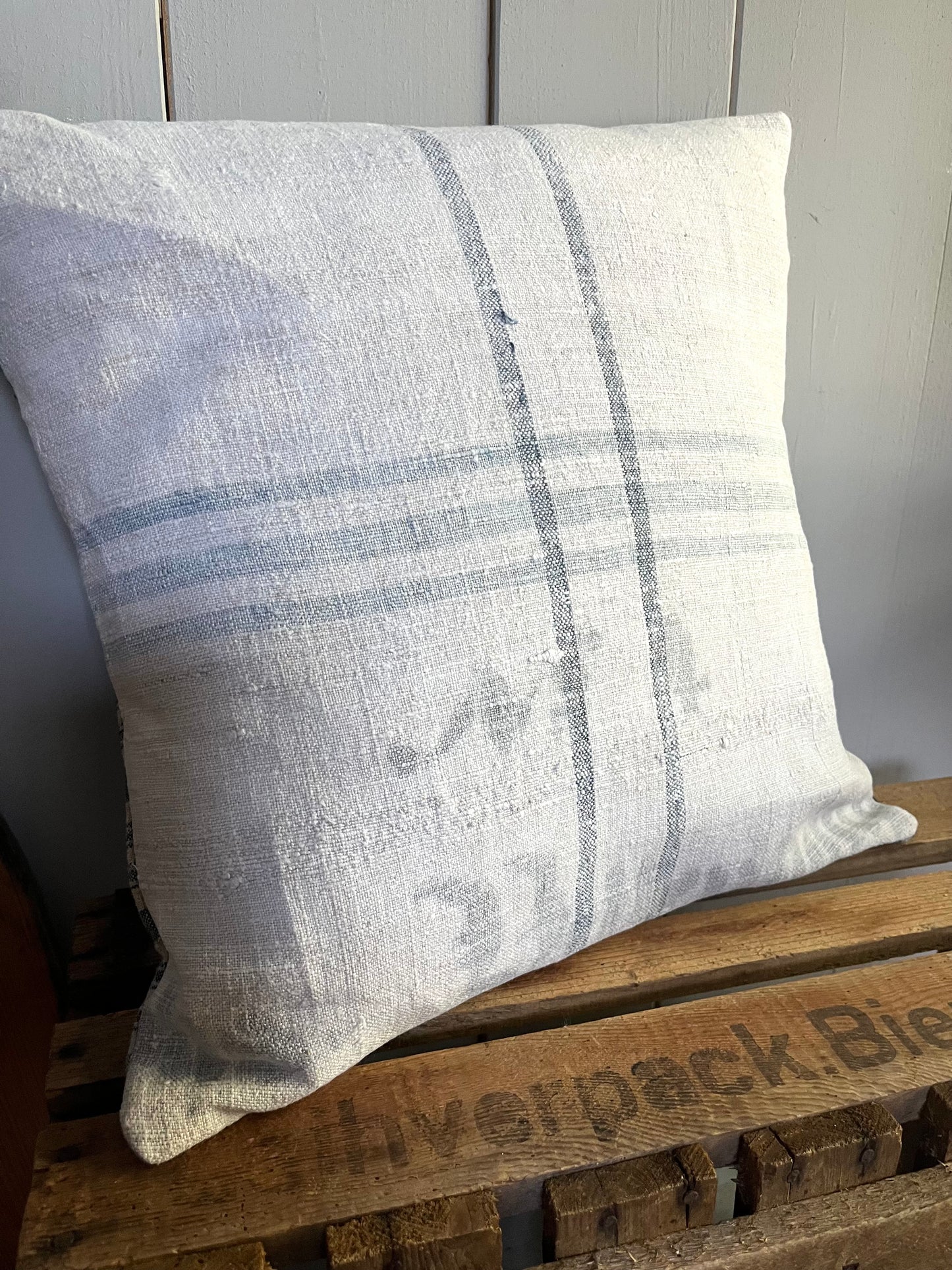 Very vintage Kissen aus altem Leinensack 40 x 40