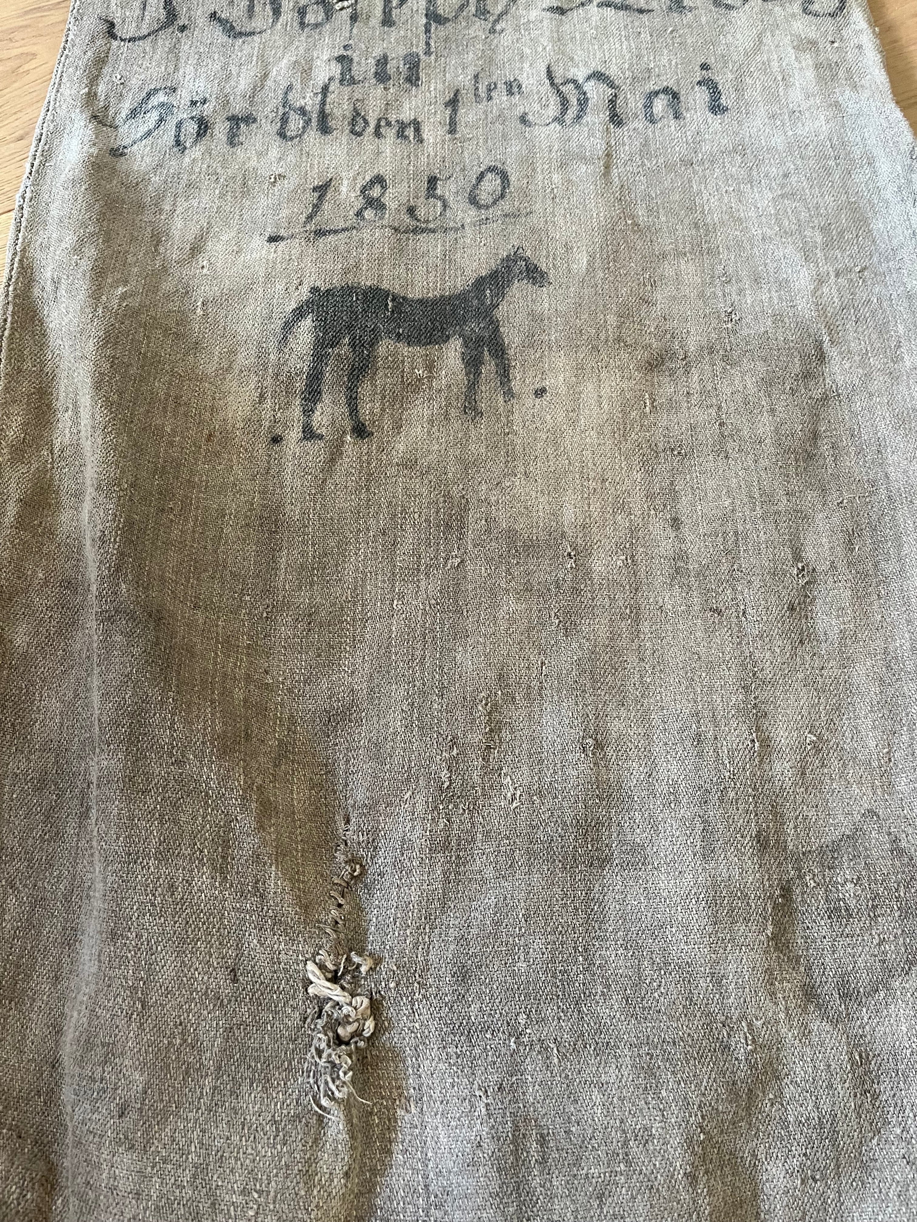 Rarität von 1850: musealer Leinensack mit Pferd