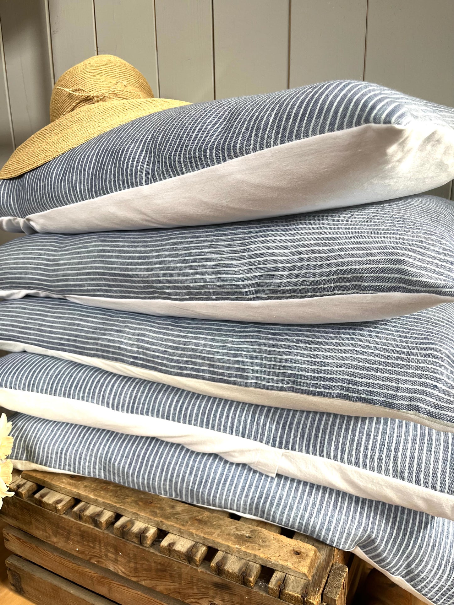 Großer Kissenbezug Leinen mit blau/weißen Streifen 80 x 40