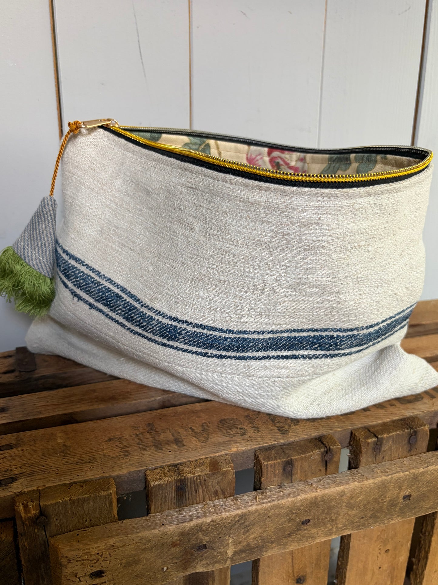 Kleine Handtasche aus altem Leinen - - Kosmetiktasche