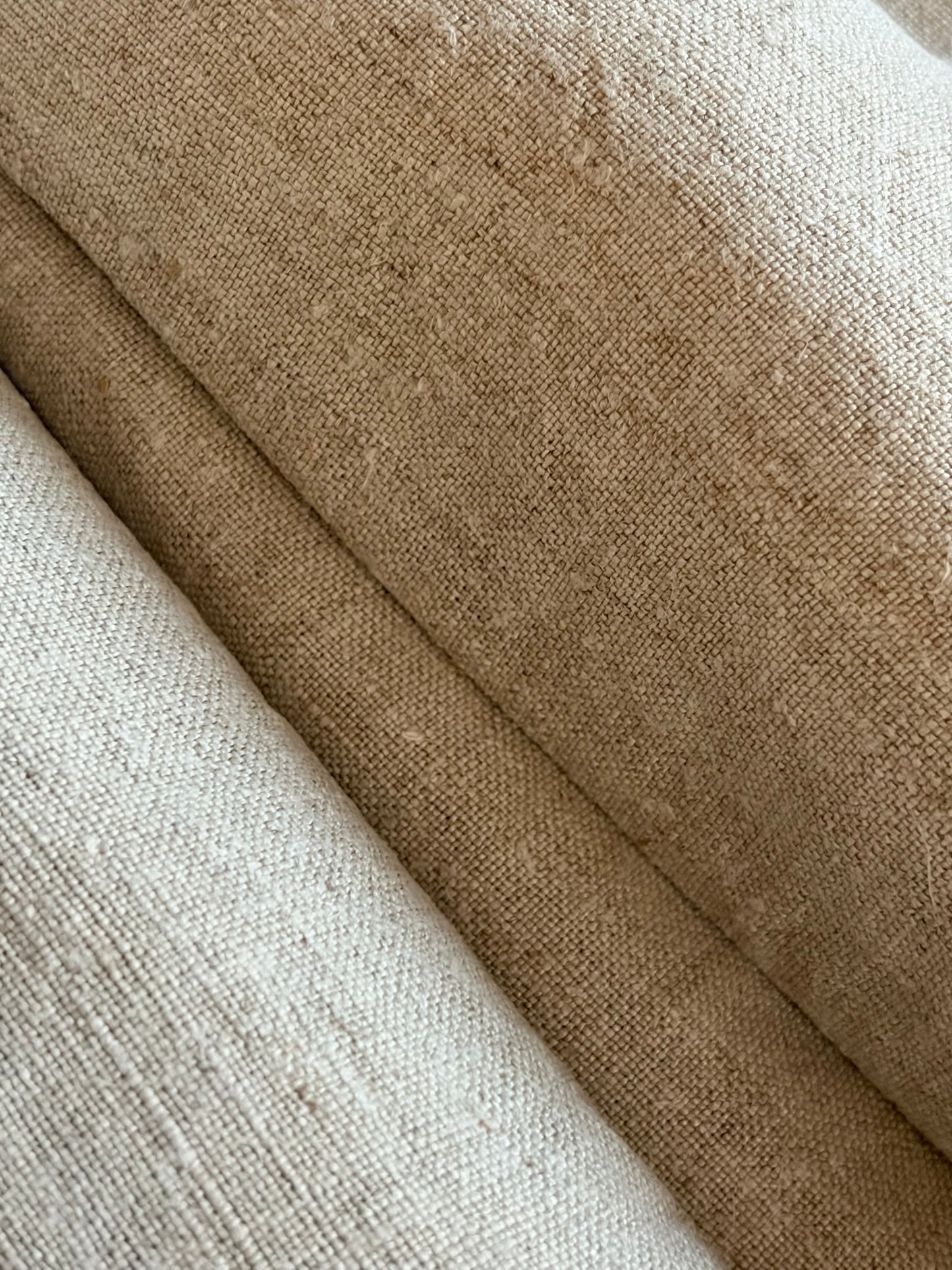 4,4 Meter feines, ungebleichtes Leinen mit Flachsstruktur von Ende 1800