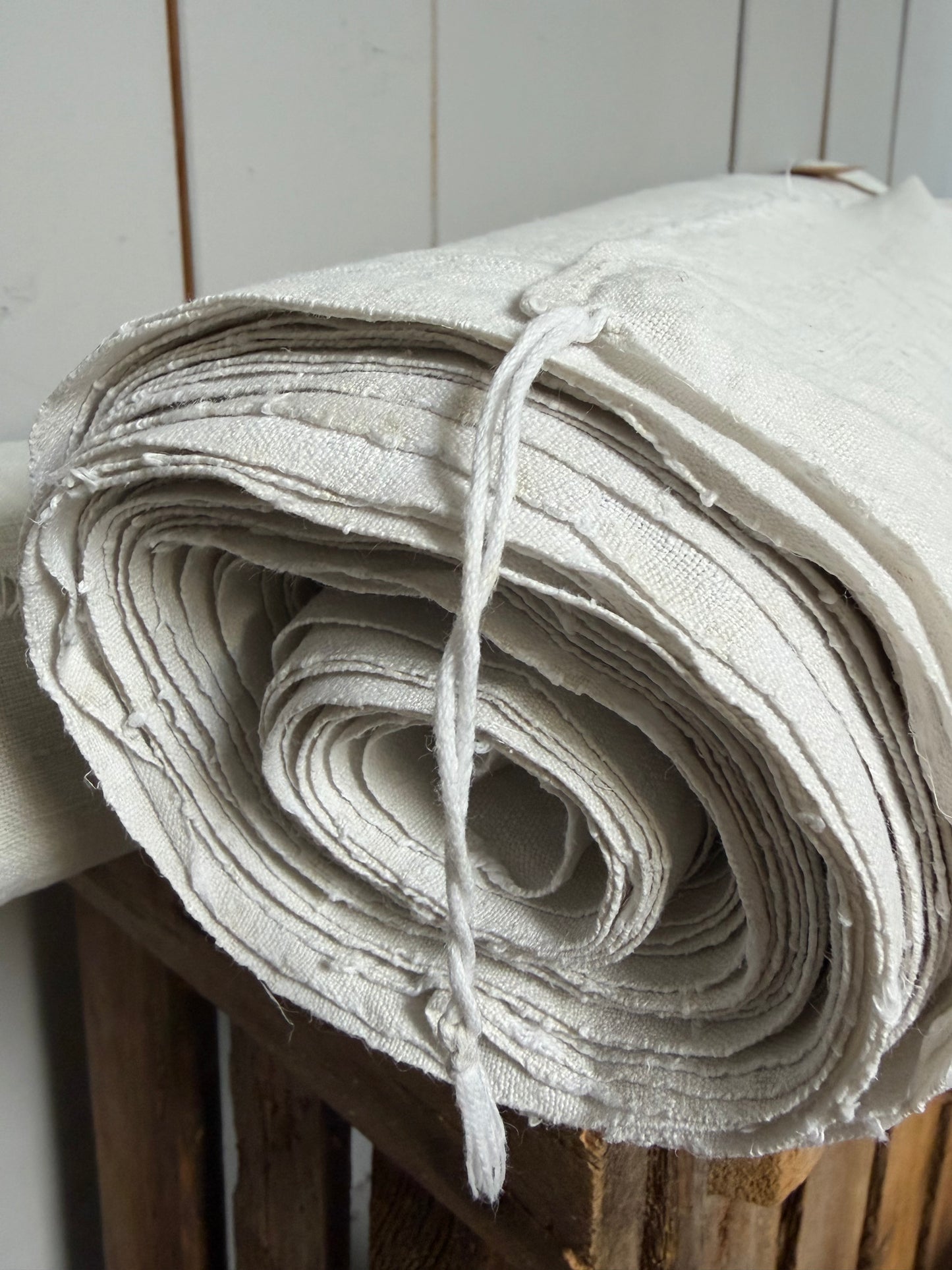 10,8 feines Leinen um 1910: handgewebt und sauber 1,6 Kilo