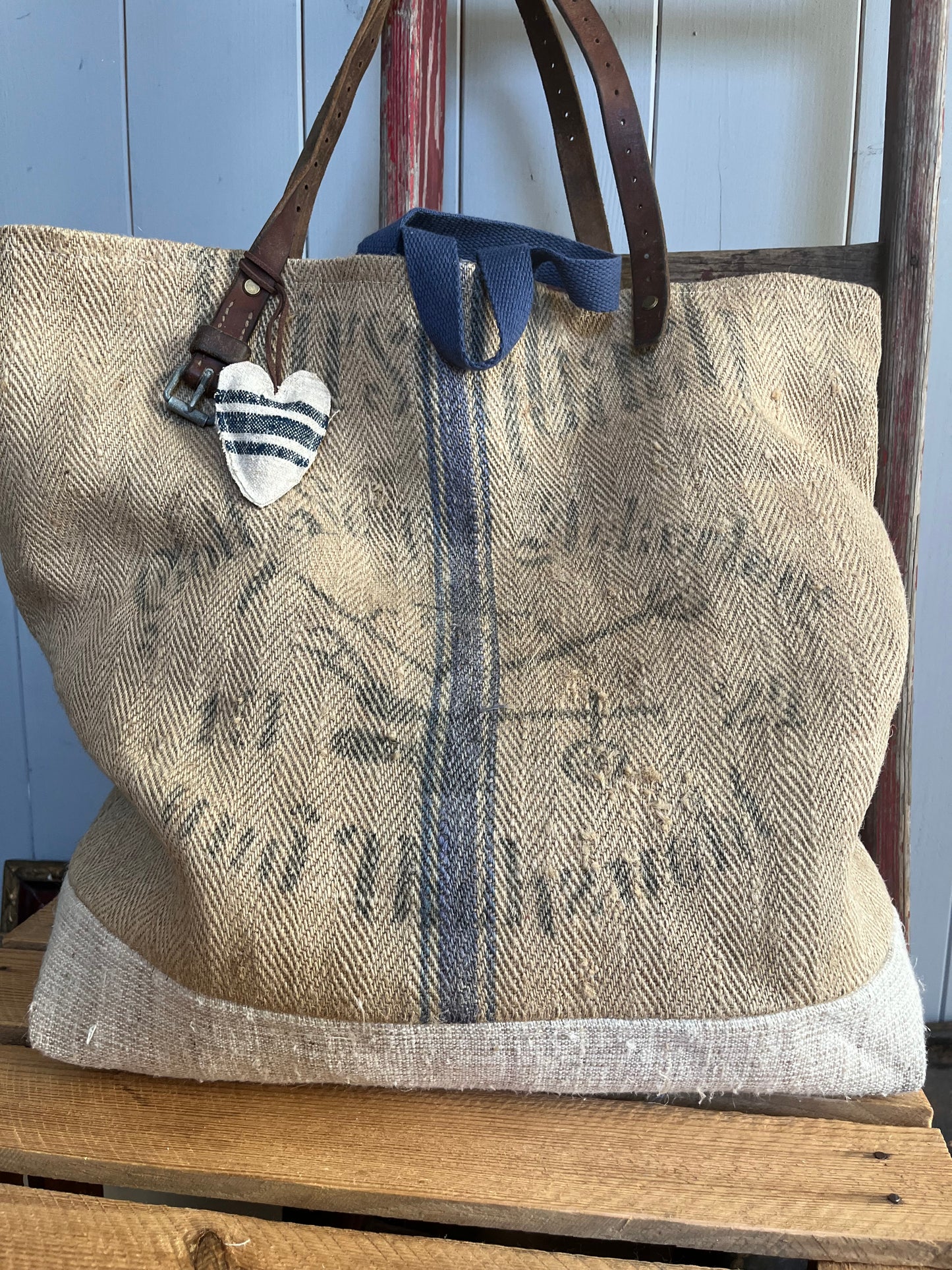 Very Vintage: XL Tasche Shopper mit Streifen und Aufschrift