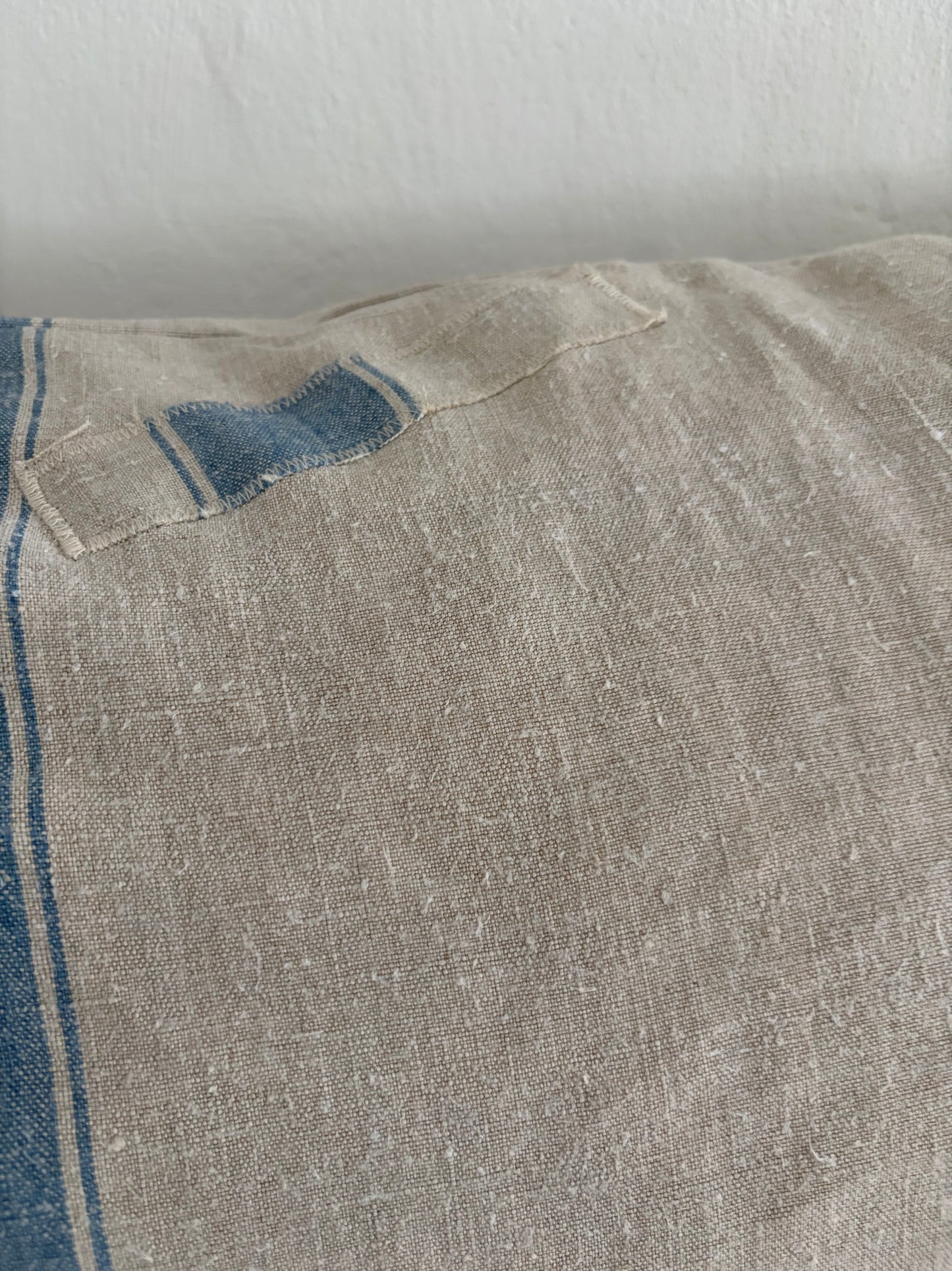 XL Vintage Kissenbezug aus altem Leinensack mit original Aufschrift 70 x 40