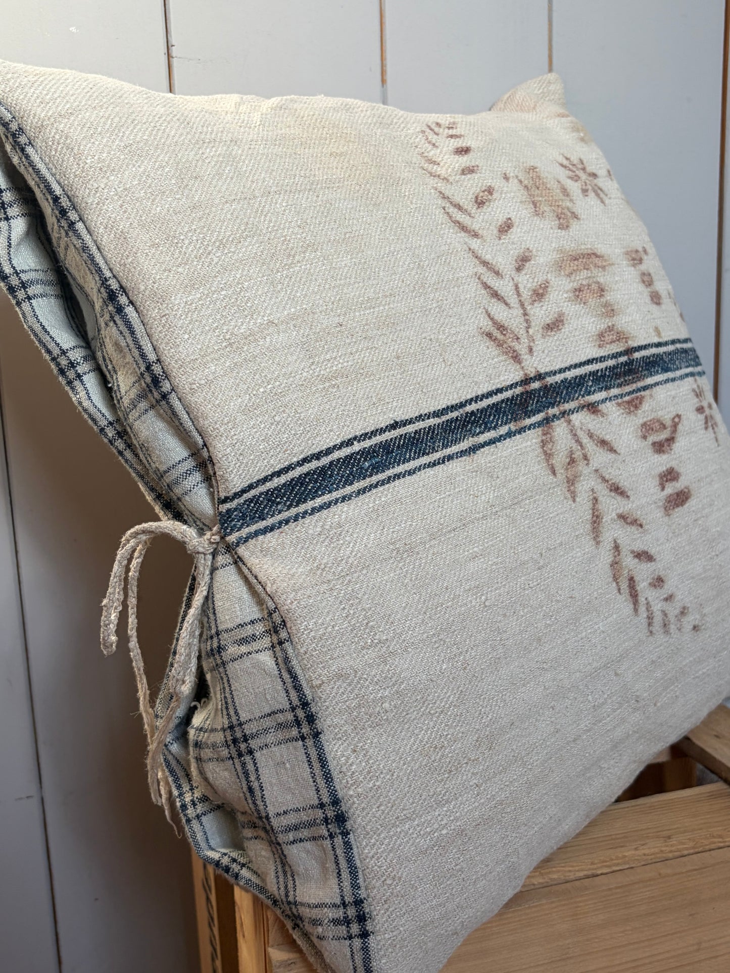 Very Vintage Kissenbezug aus altem Leinensack mit original Aufschrift 50 x 50