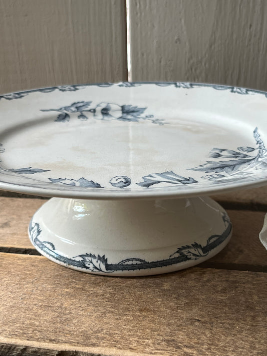 Alte Etagere blau-weiß Keramik Maastricht