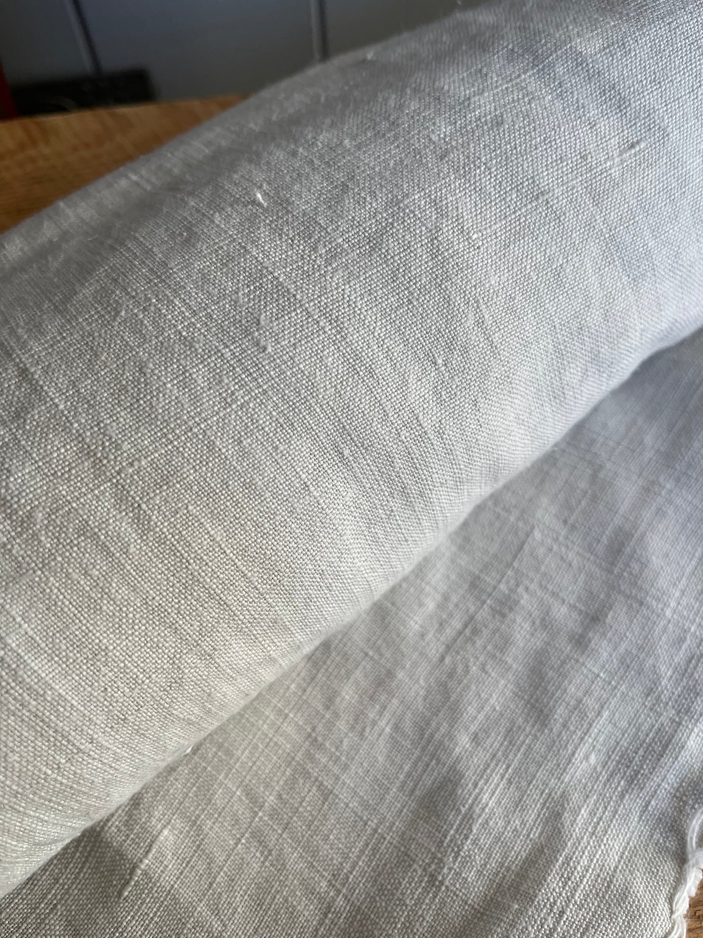 Besondere 8 Meter 120 Jahre altes Leinen, kräftiges, handgewebtes Bauernleinen sauber
