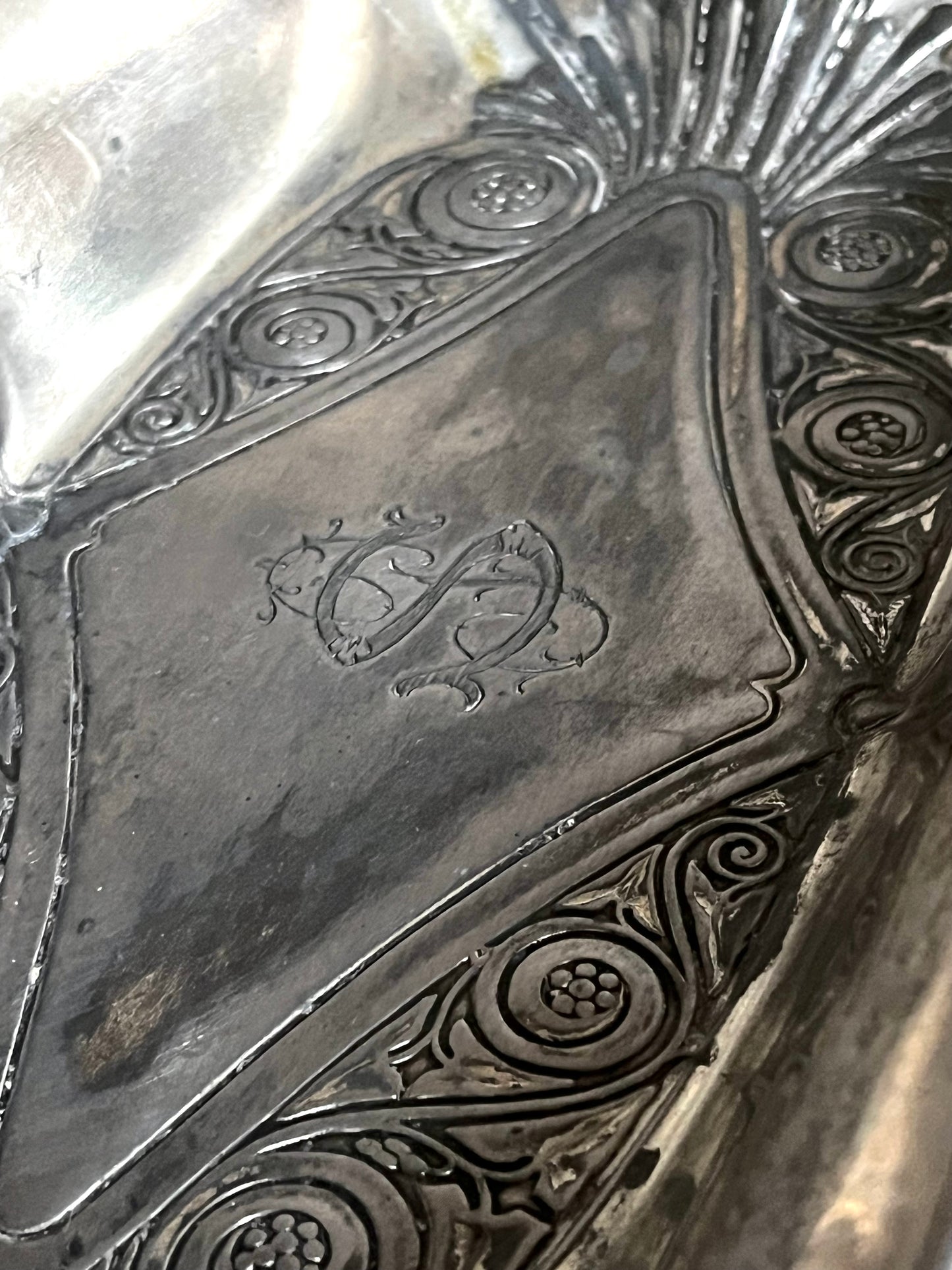 Antike Zinn Schale Tablett aus Frankreich